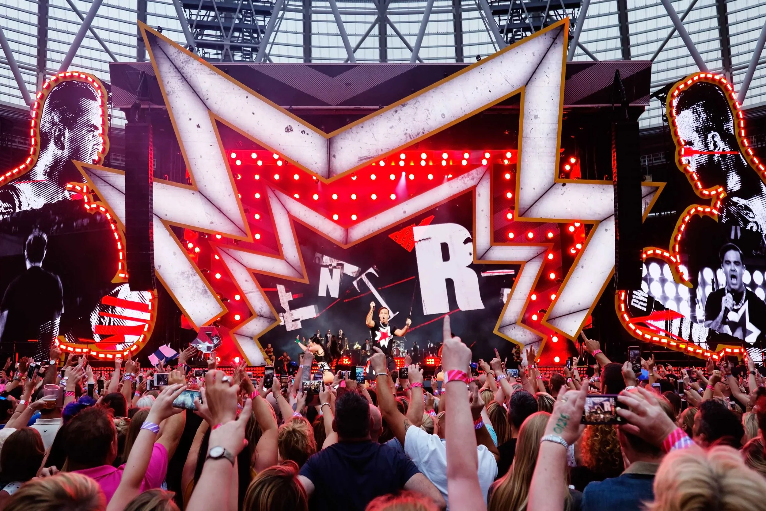 ROBBIE WILLIAMS AT LONDON STADIUM
