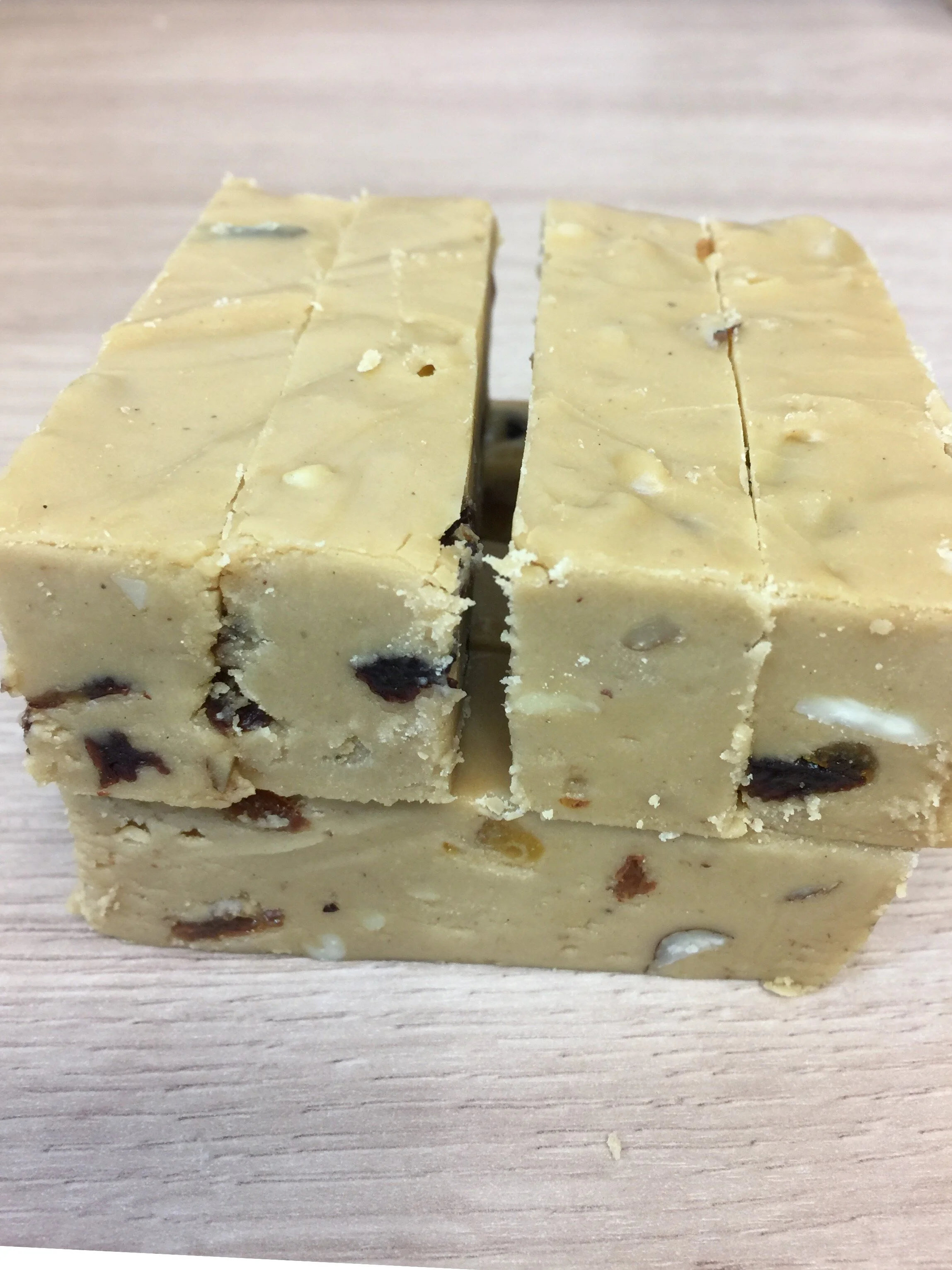 Christmas pudding fudge.jpg