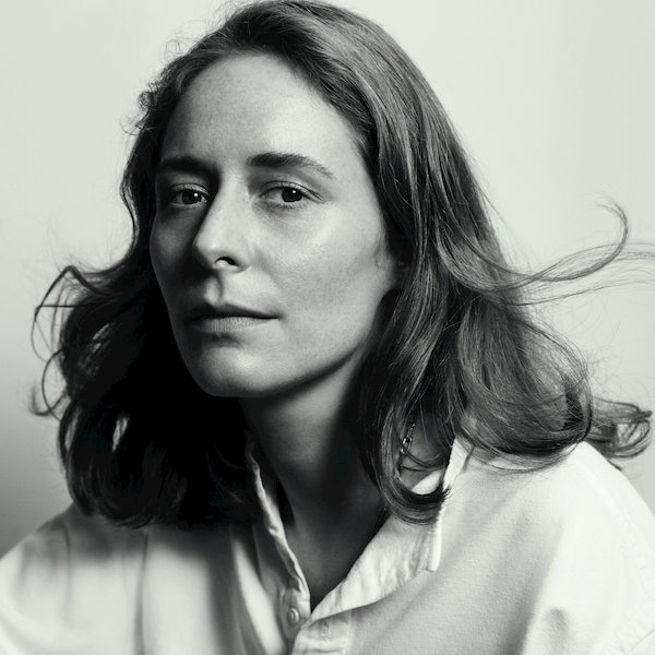 36岁的纳德杰·范内-齐布尔斯基虽然是服装界的业内人士，但是圈外对她知之甚少。