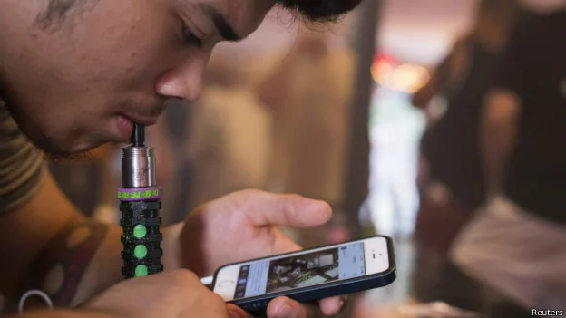 你我都是“低头一族”