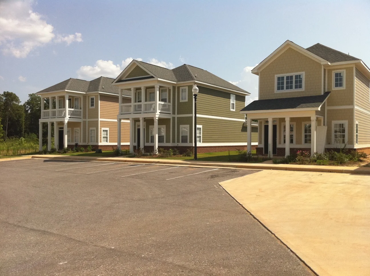 Outside Photo 1.JPG