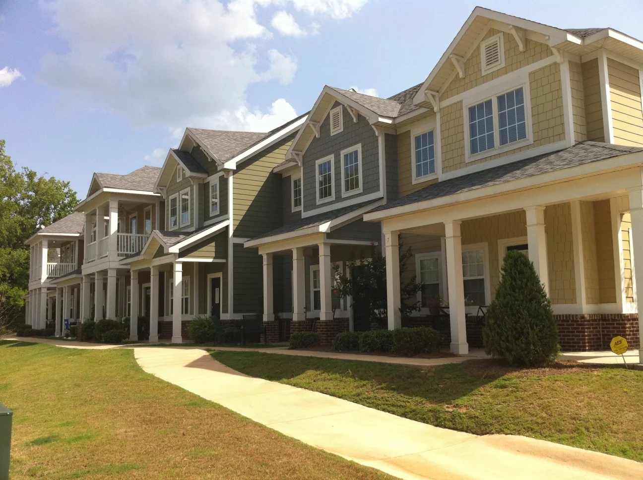 Outside Photo 3.JPG