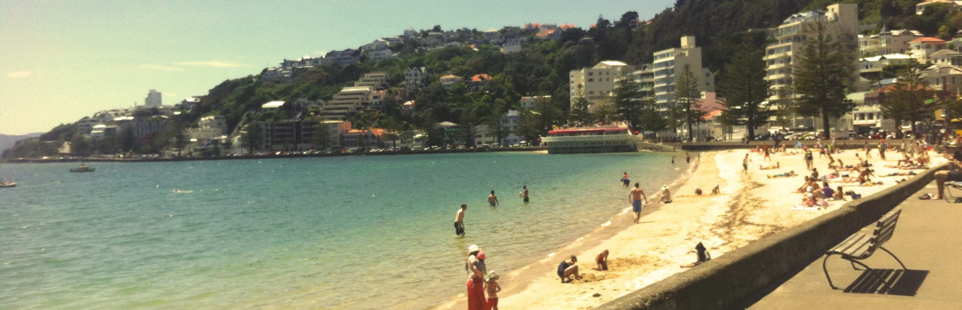 Wellington warm spell boosts hospitality sector as residents spend locally - Stuff Article