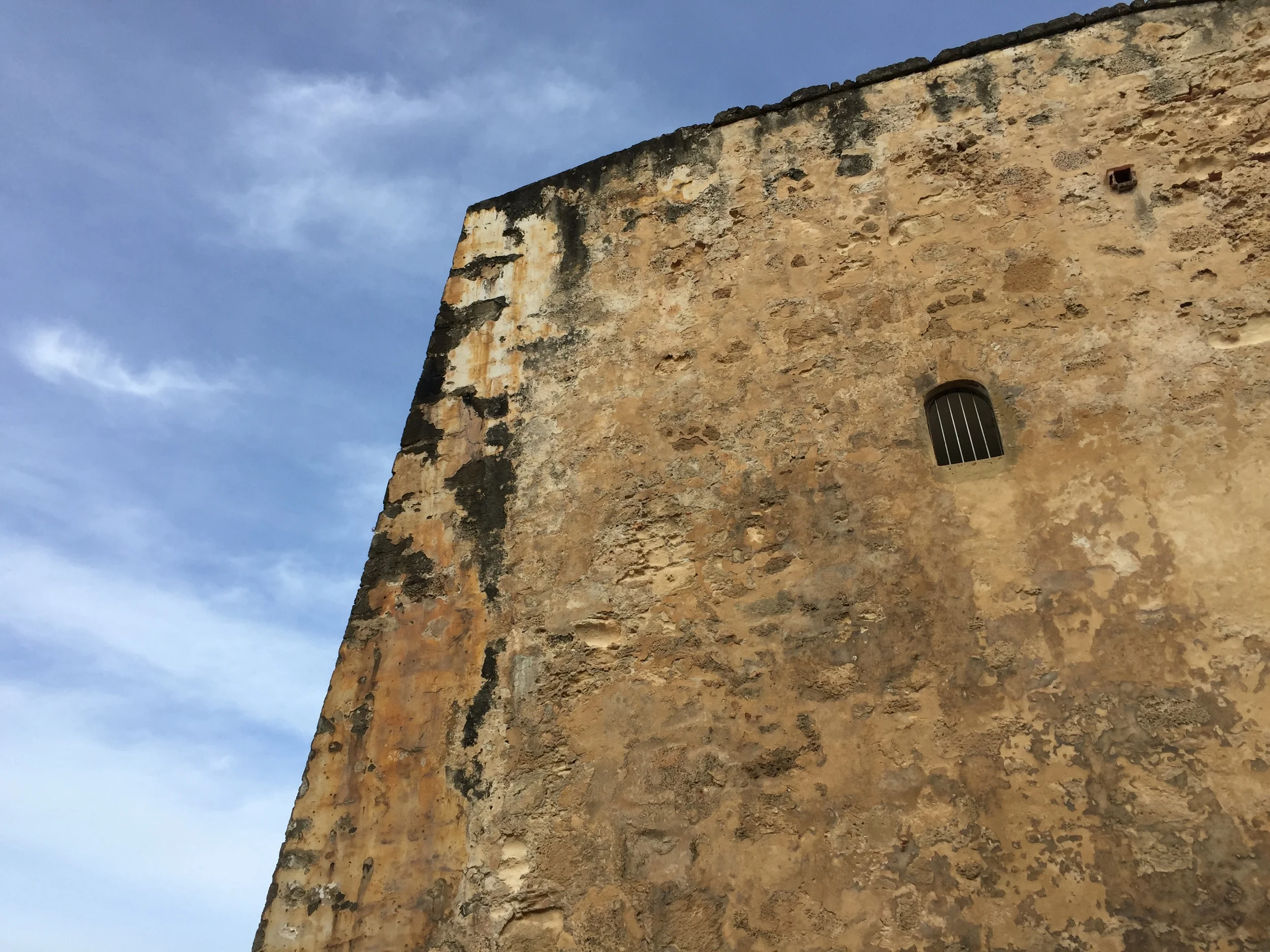 I left the client-site and saw a fort in Puerto Rico during the day time with people around. Safe or not safe? Pop quiz!