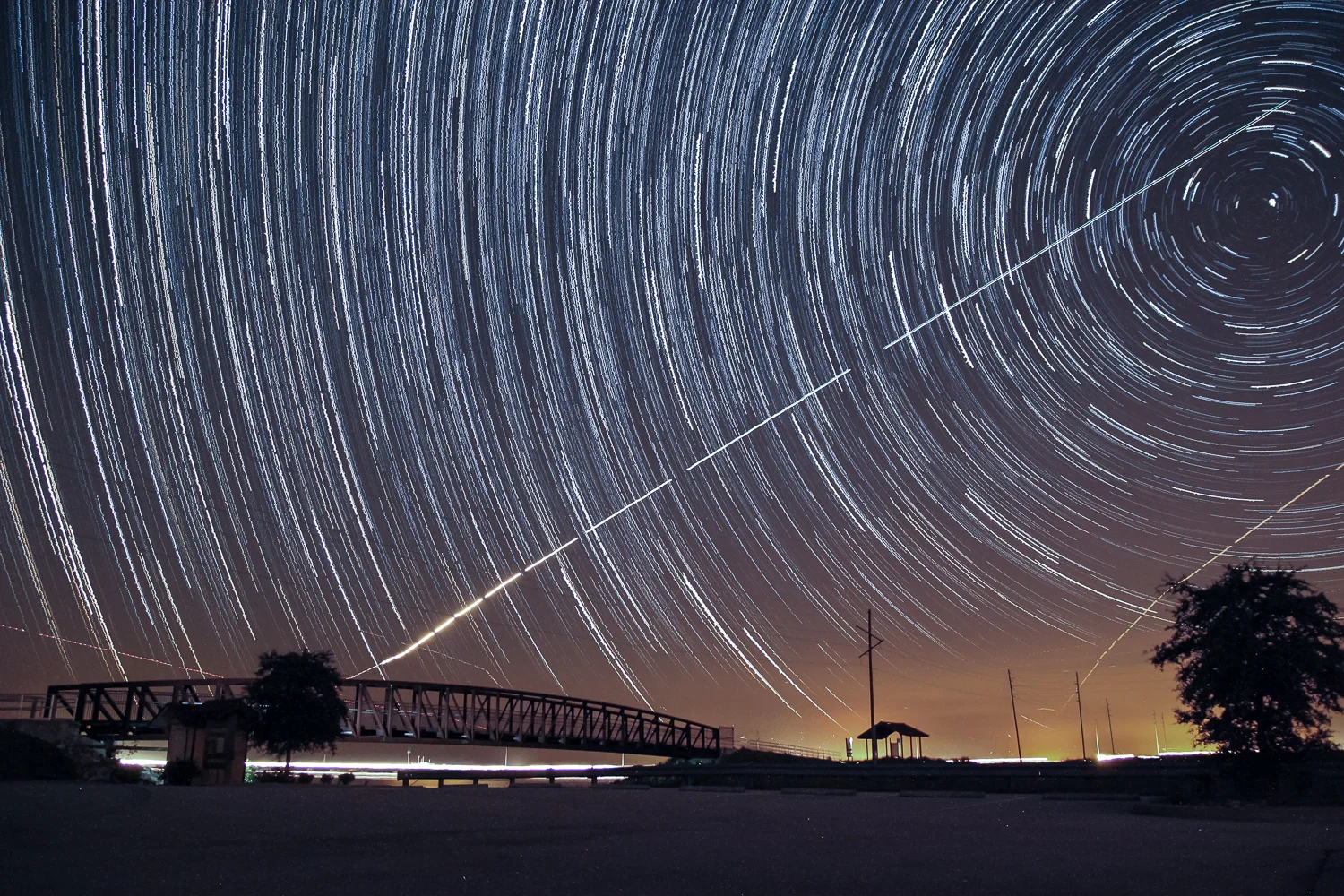 Startrails - full -082611.jpg