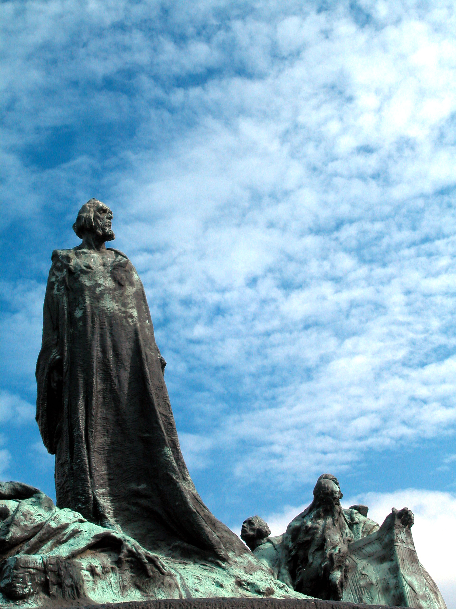 Jan Hus Statue Prague_CZ.jpg