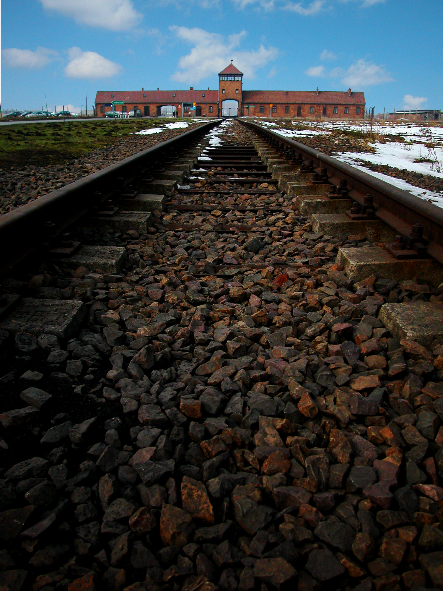 Birkenau Train Tracks_PL.jpg