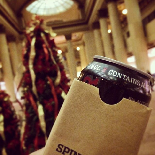 Cleveland Winter Wine &amp; Ale Fest! Drink Cleveland's own Spindoktor #hardrootbeer inside the historic Huntington Bank Rotunda! #thisiscle #beer #craftbeer #holidayparty @clebeerdist