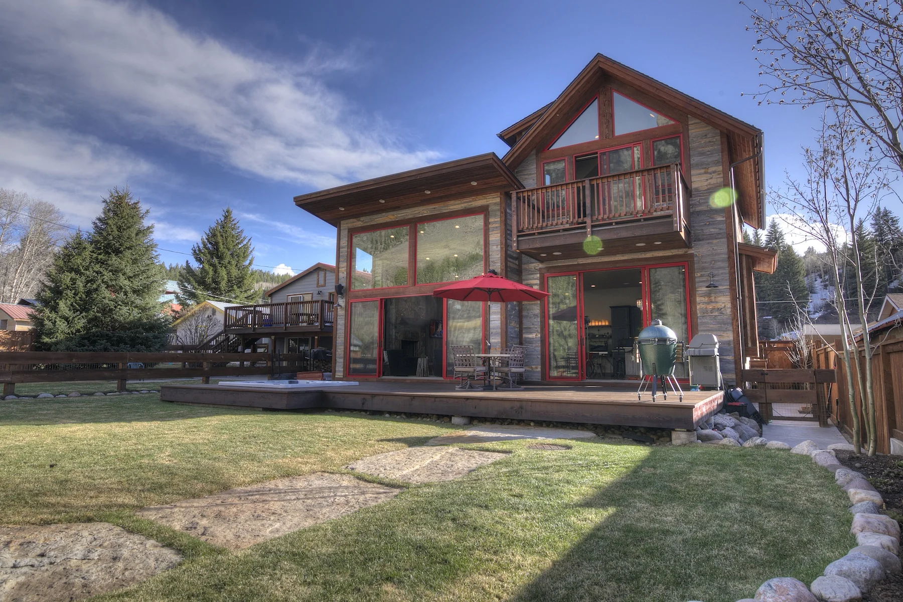 Main Minturn ext 2.jpg