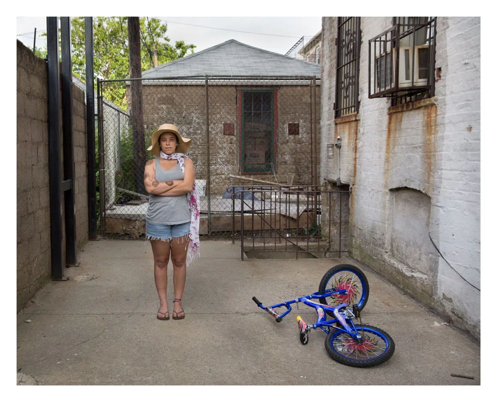 Sara, Boro Park