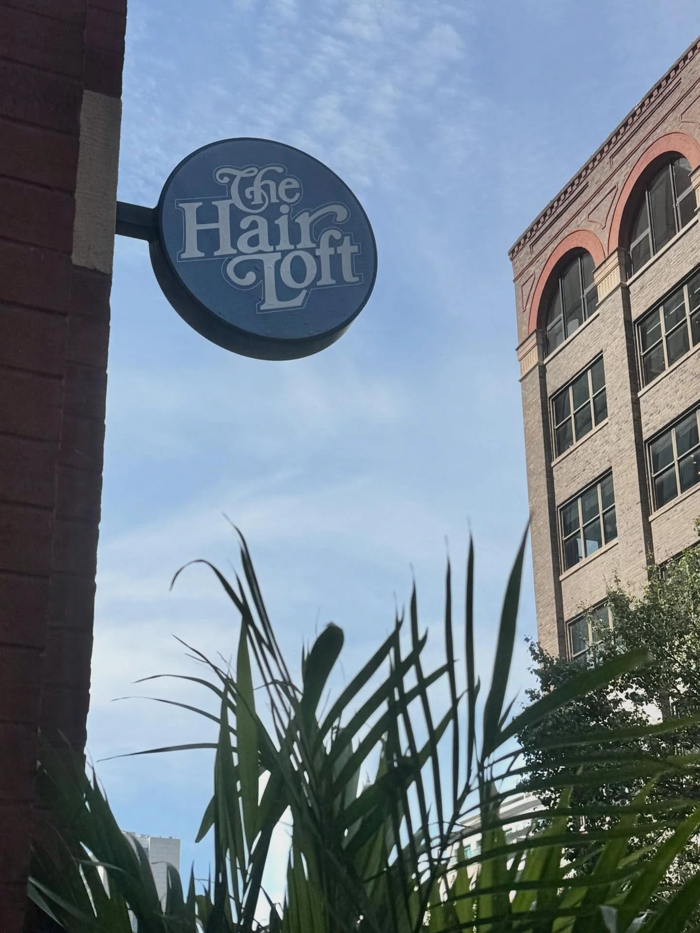 Always want your profile pic to match you IRL 🔵 Loving our new signage outside!