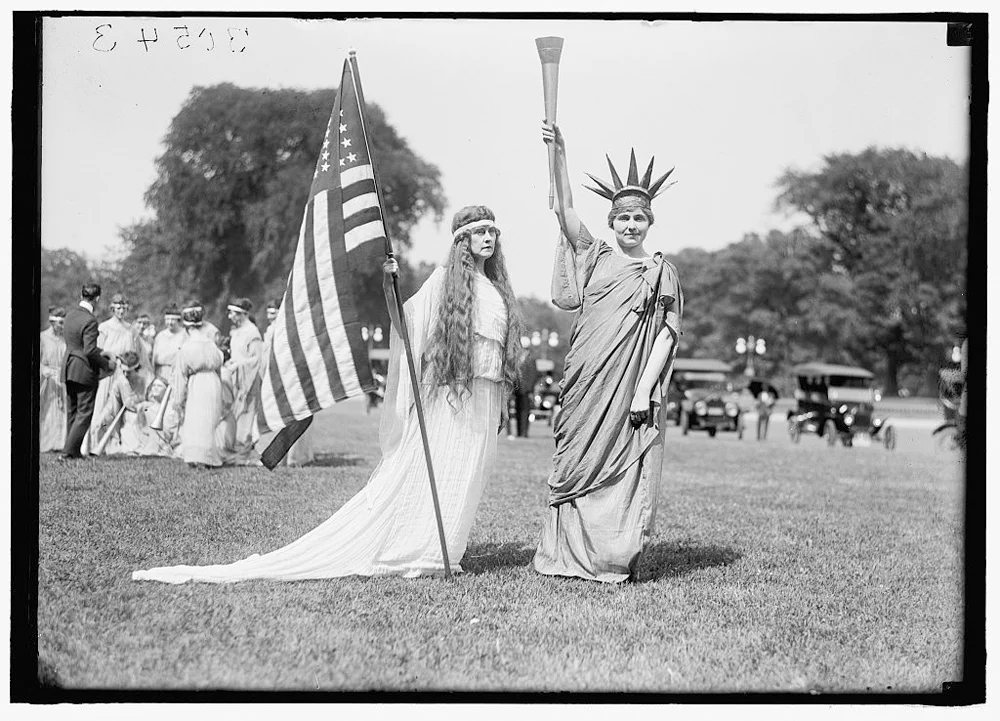 FOURTH OF JULY. TABLEAU ON ELLIPSE- 'LIBERTY' 'COLUMBIA' AND DANCERS -1919