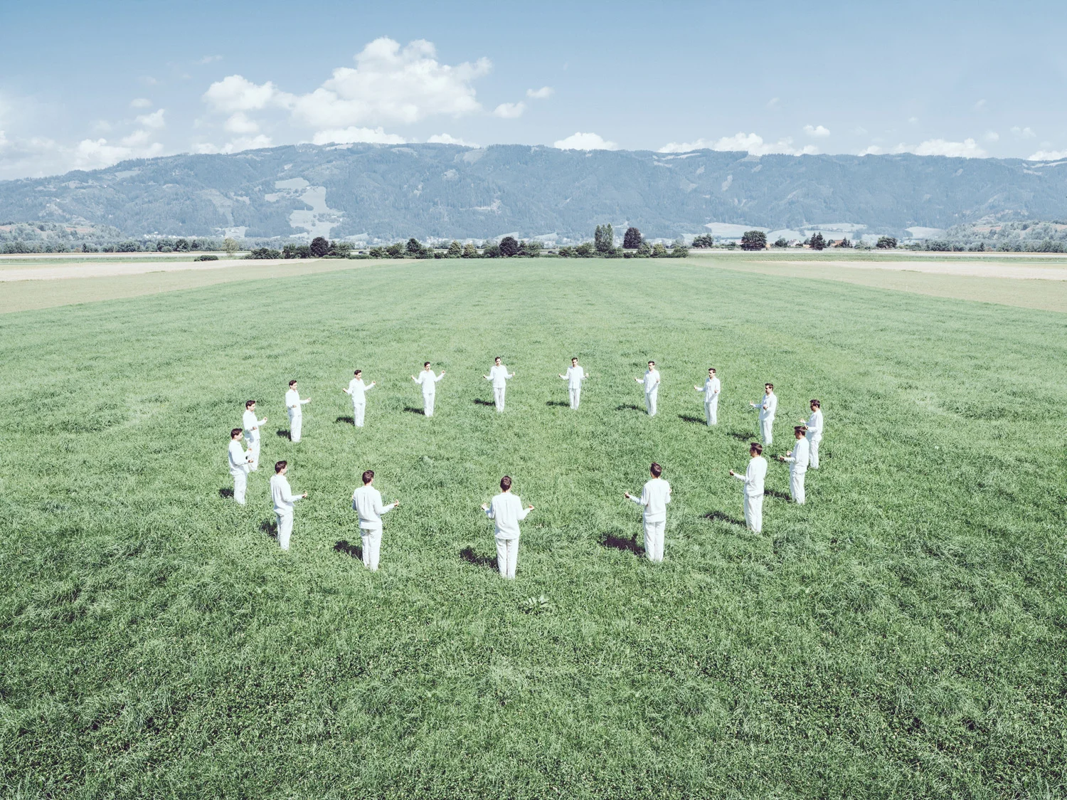 Earth Healing Ritual © Klaus Pichler. Courtesy of Anzenberger Gallery