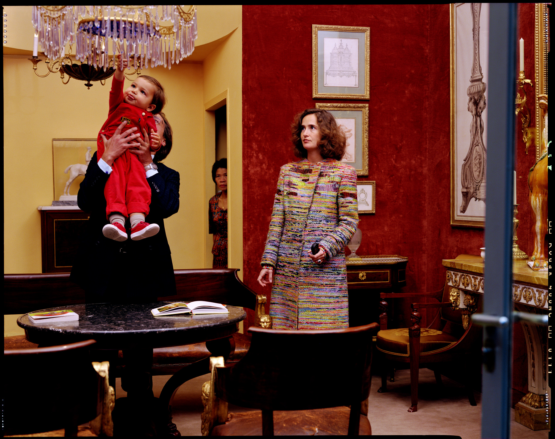 The Antique Shop © Tina Barney. Courtesy of Tina Barney and Paul Kasmin Gallery