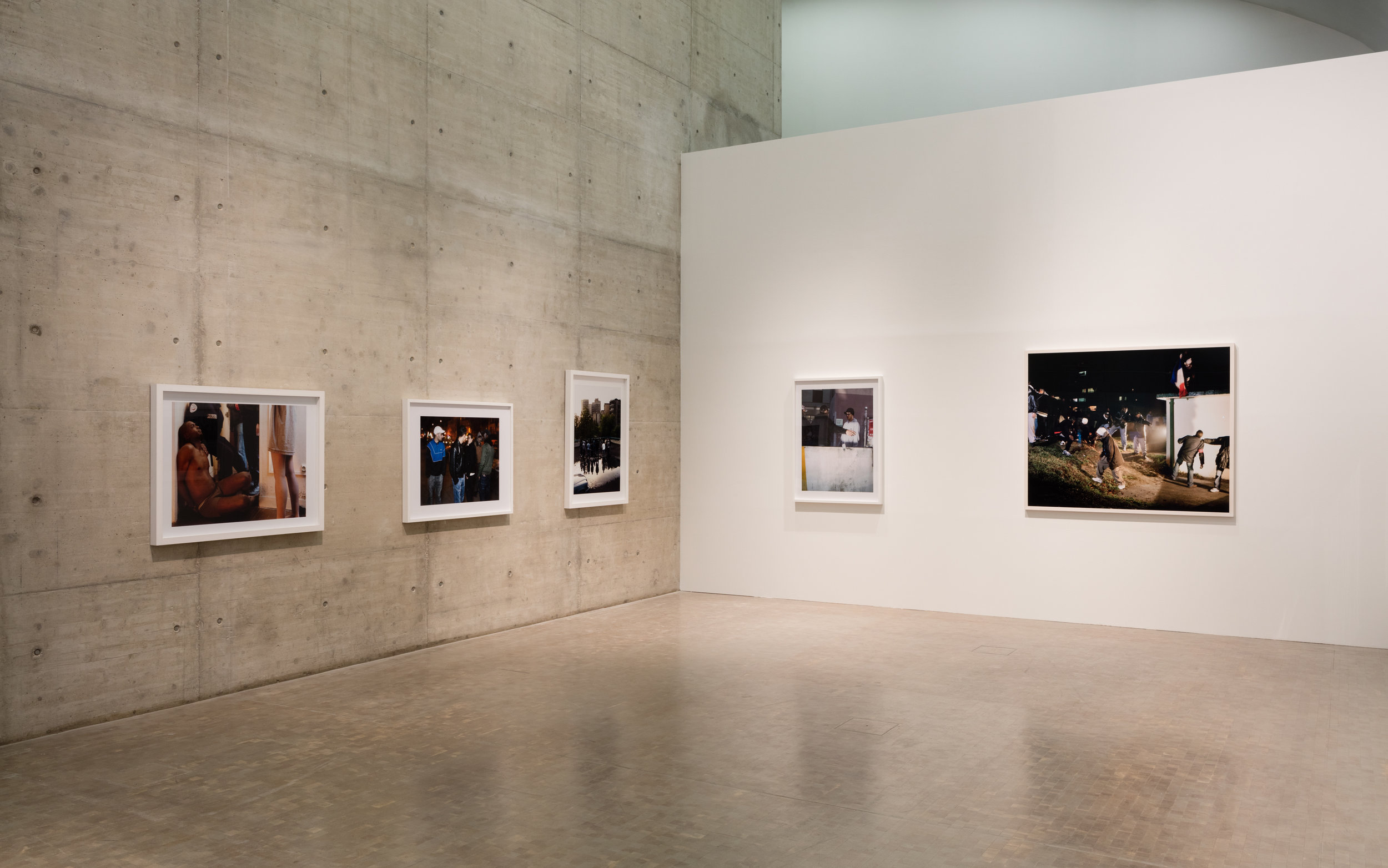 Installation photo © Stephan Wyckoff