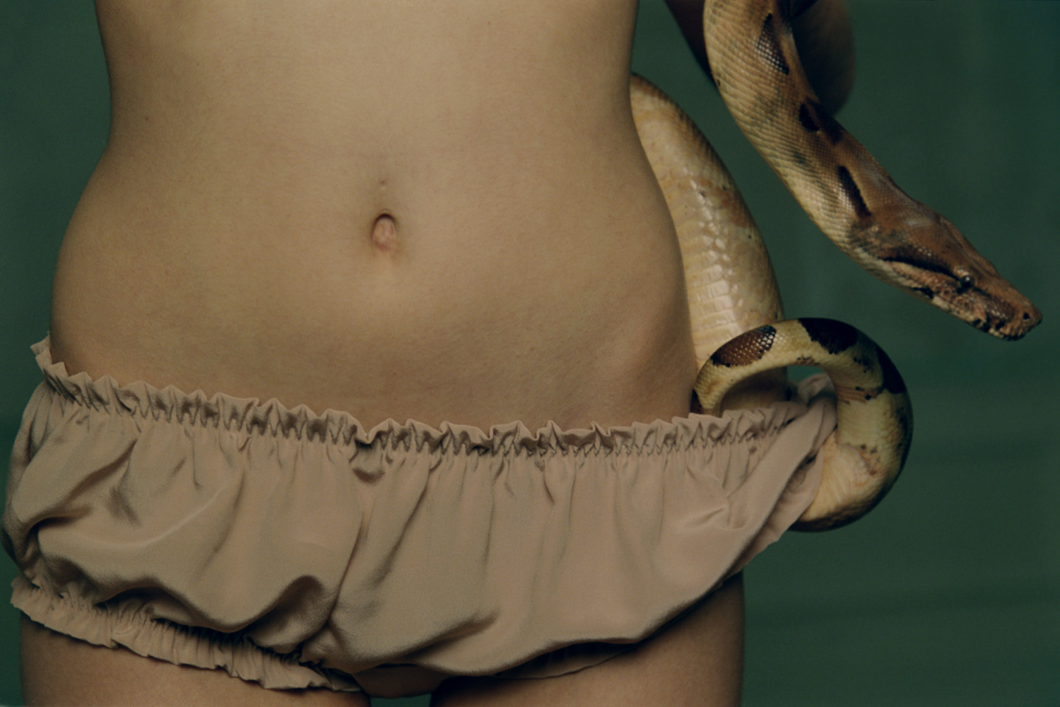 © Amanda Charchian
