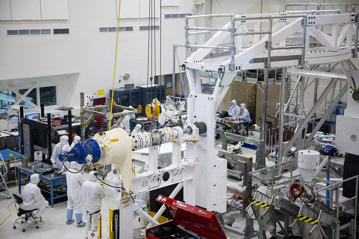 Building The Mars 2020 Rover. Jet Propulsion Laboratory., CA. 2019. © Barbara Diener