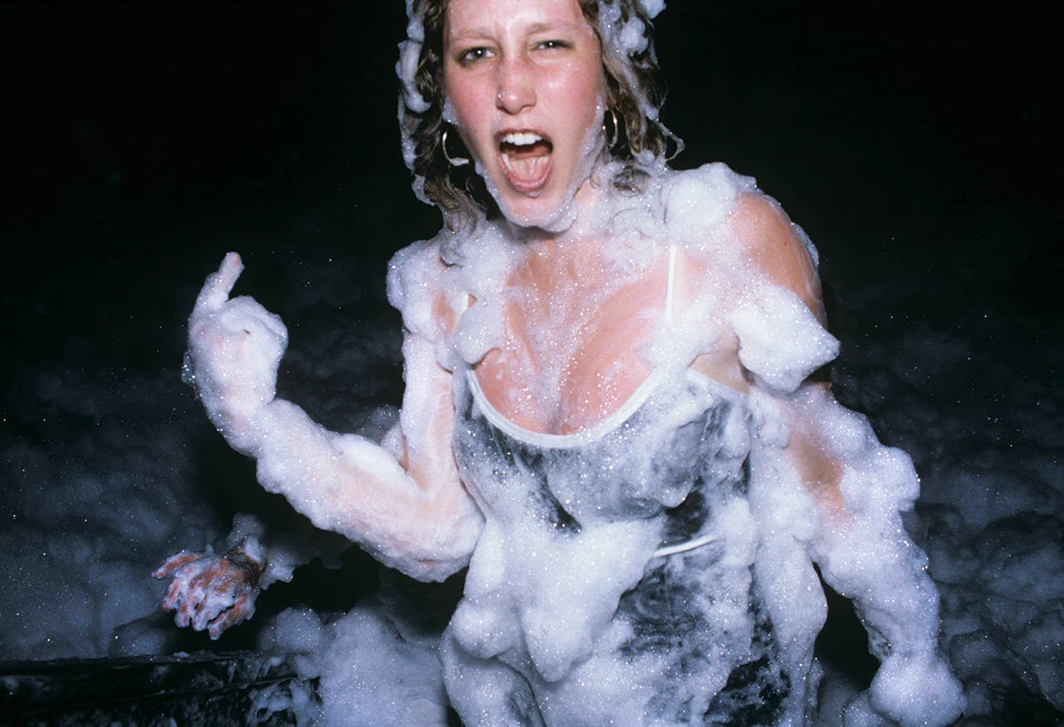 Shampoo Room at the Limelight, 1995 © 2020 Steve Eichner