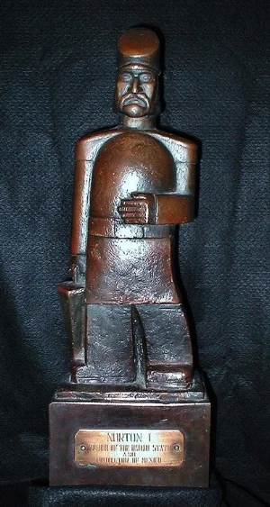 M aquette of Emperor Norton, bronze, 21" (1936) , by Peter Macchiarini (1909-2001). In 2010, Piero Mussi of Artworks Foundry, Berkeley, Calif., cast a 4-foot version of this sculpture that presides over the main bar at Comstock Saloon, in San Francisco. Photo: Mike Leon. Source: SF Weekly .