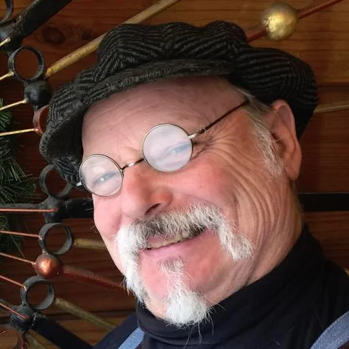 Dan_Macchiarini_2016_crop.jpg
