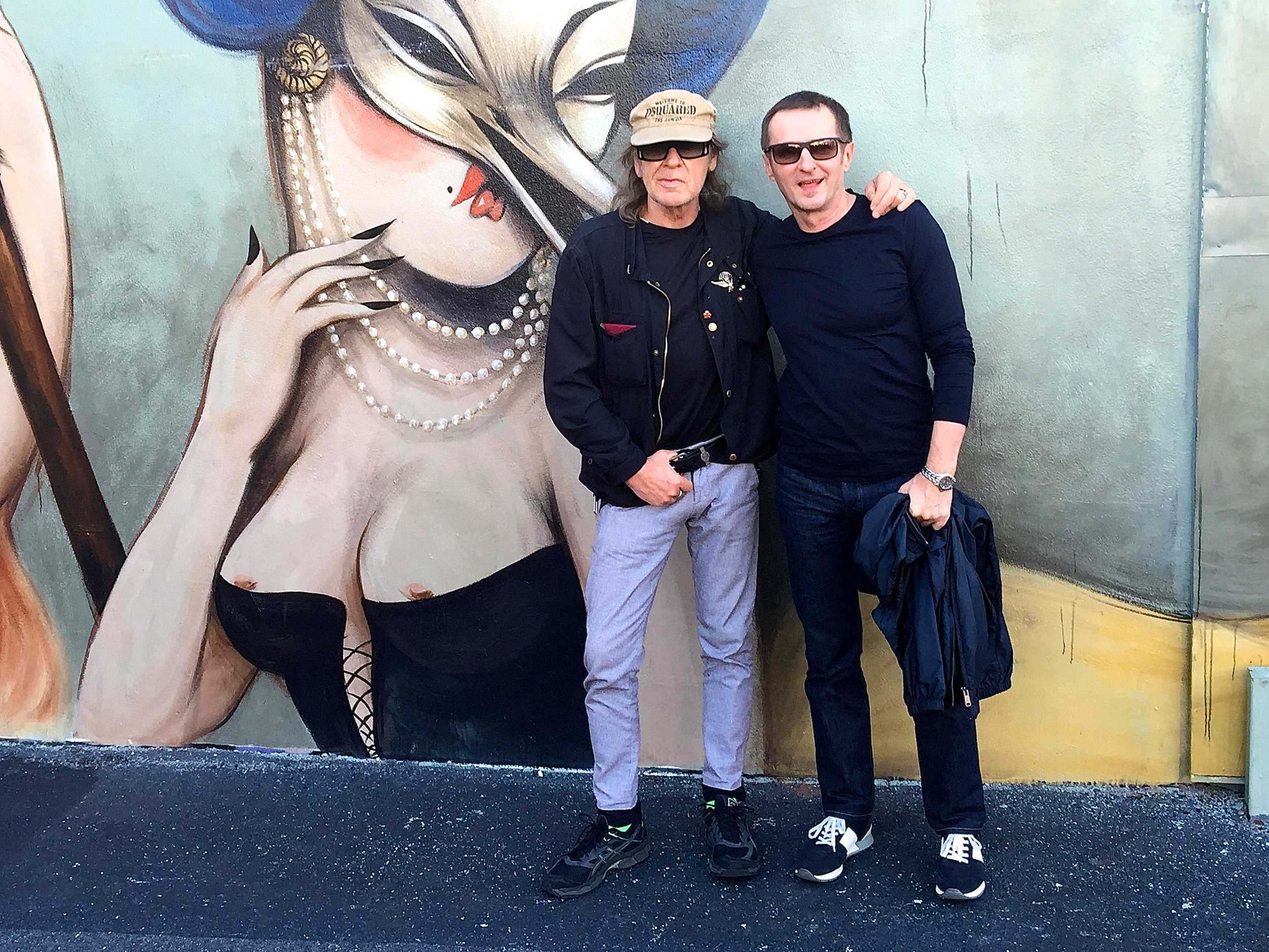 Bei meinen New York Besuchen bin ich immer mit meinem Freund, Oberexperten und Durchblicker Guenter unterwegs. Durch seine Geschichten, Wissen und Leidenschaft fuer seine Stadt reisst er uns alle mit. Udo Lindenberg