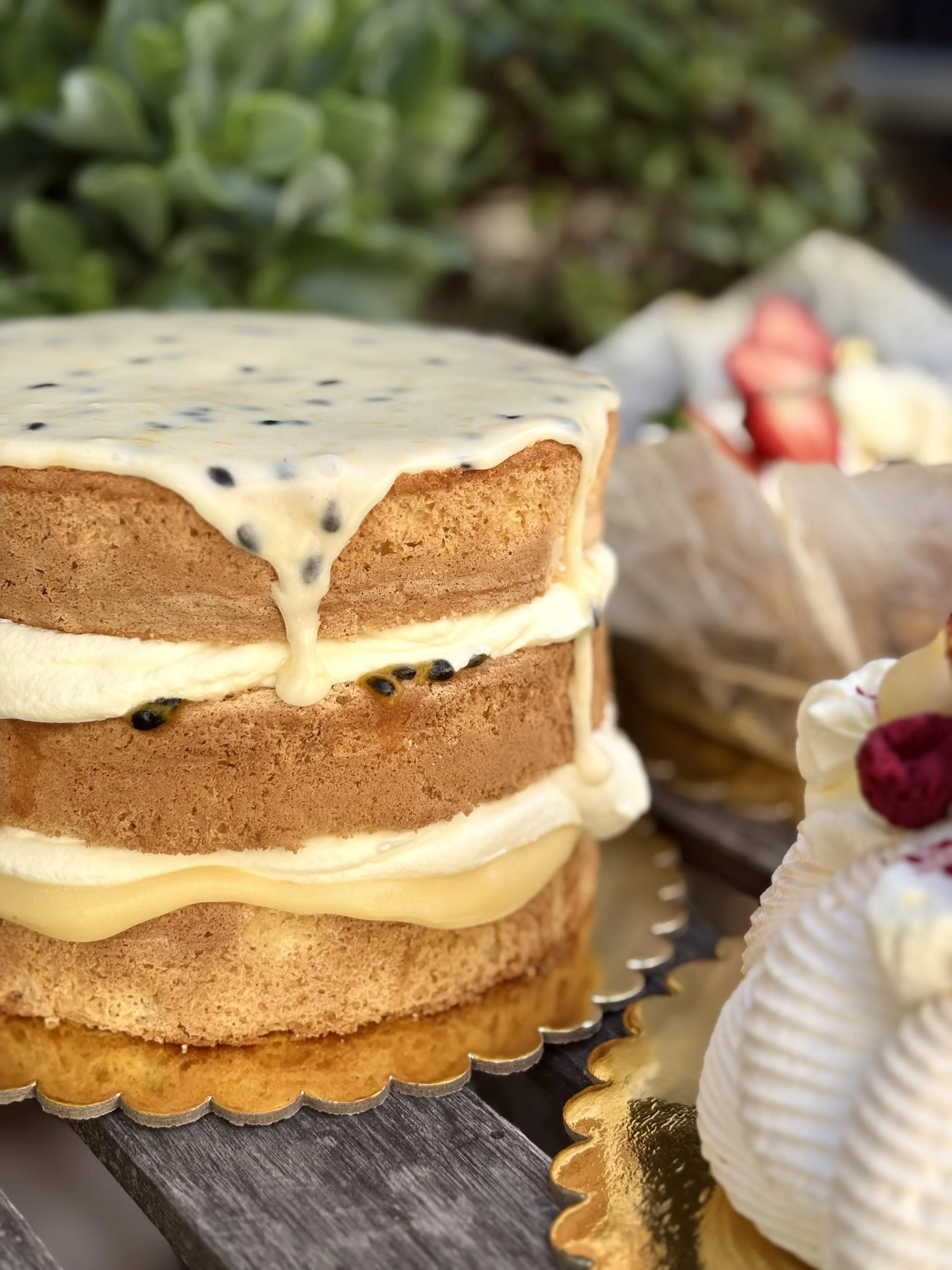Passionfruit-And-Lemon-Curd-Australian-Sponge-3.jpg