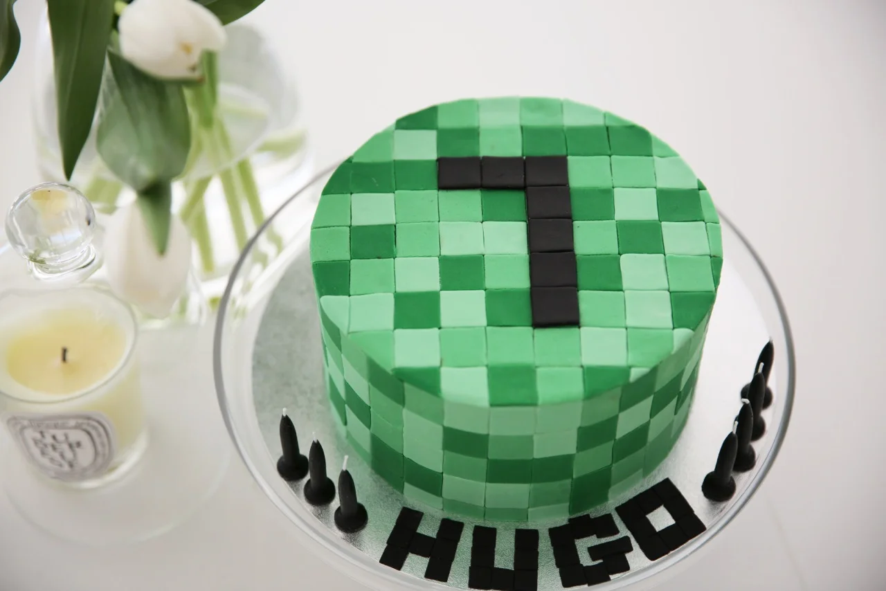 Hugo's Minecraft Cake 3.jpeg