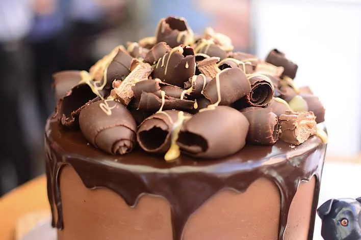Renee Emma Photography Mars Bar Cake 3.jpg
