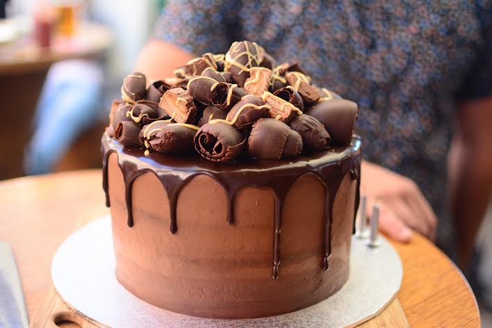 Renee Emma Photography Mars Bar Cake 6.jpg