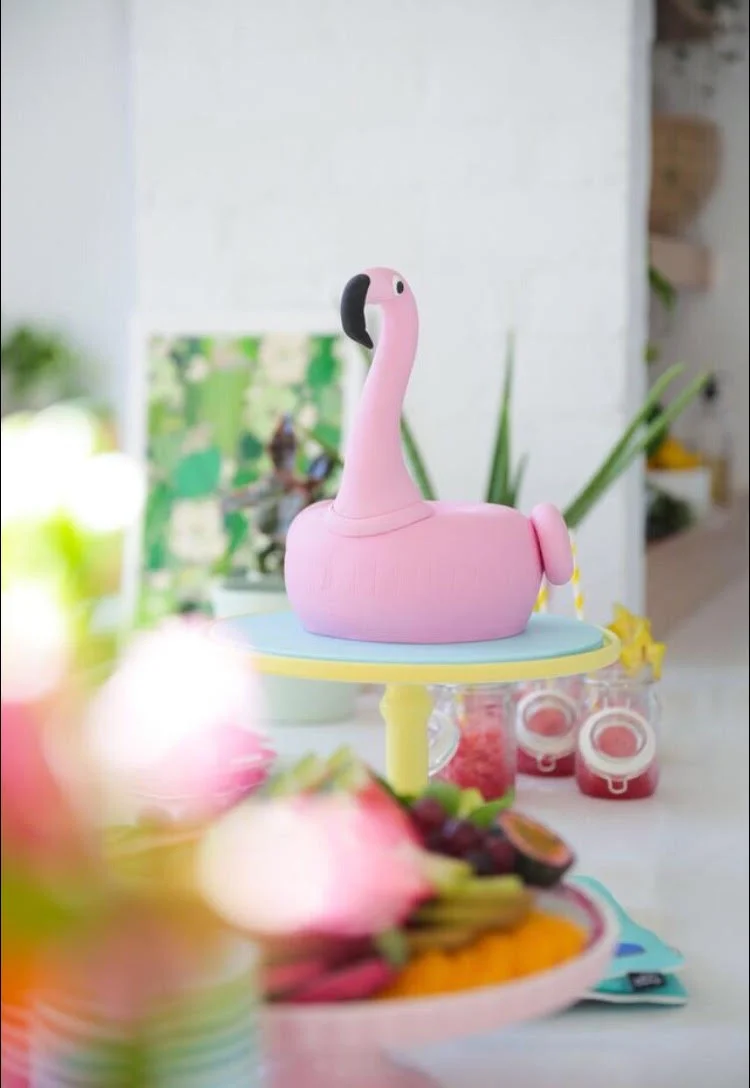 Cotton On Flamingo Cake 5.jpg