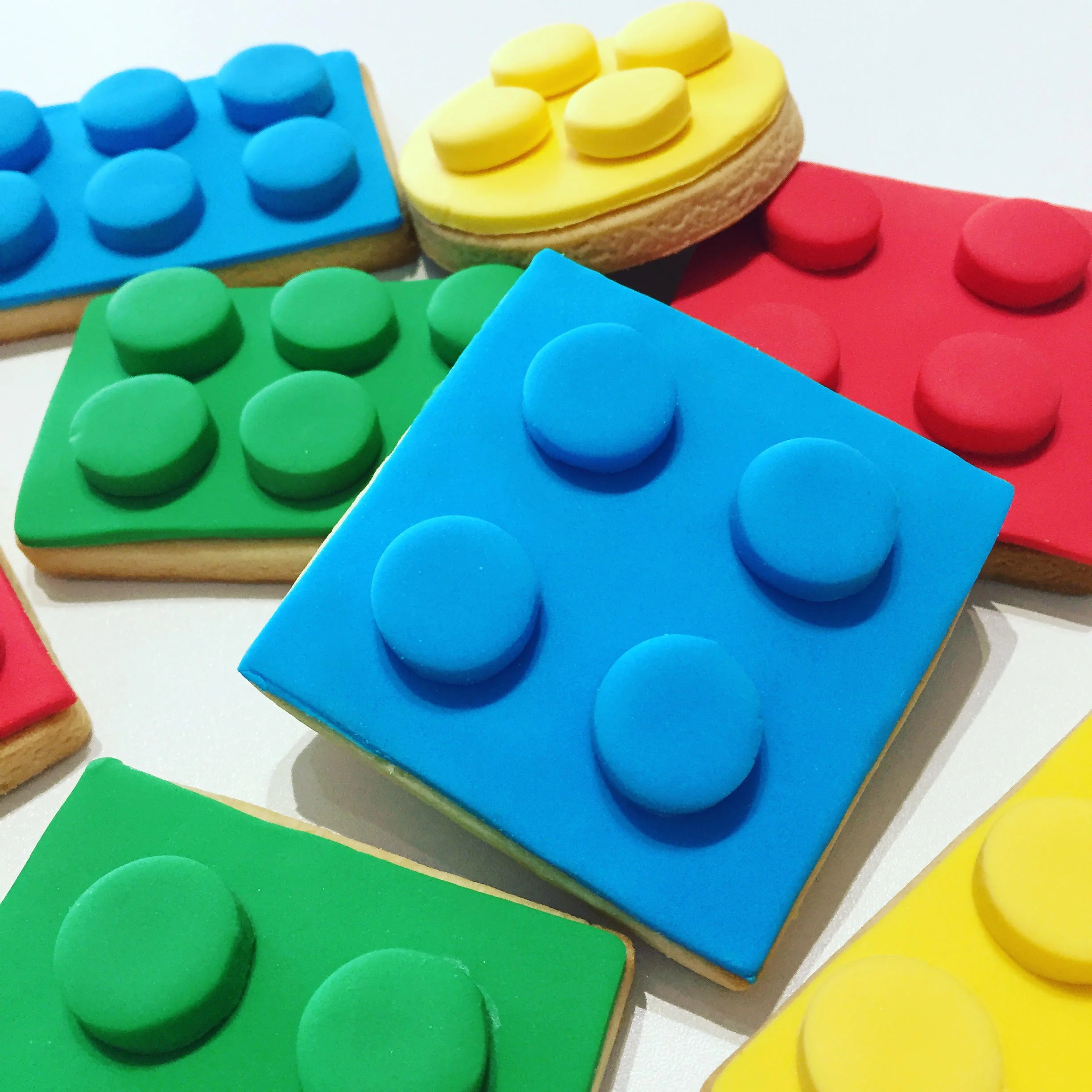 Lego Biscuits.jpg