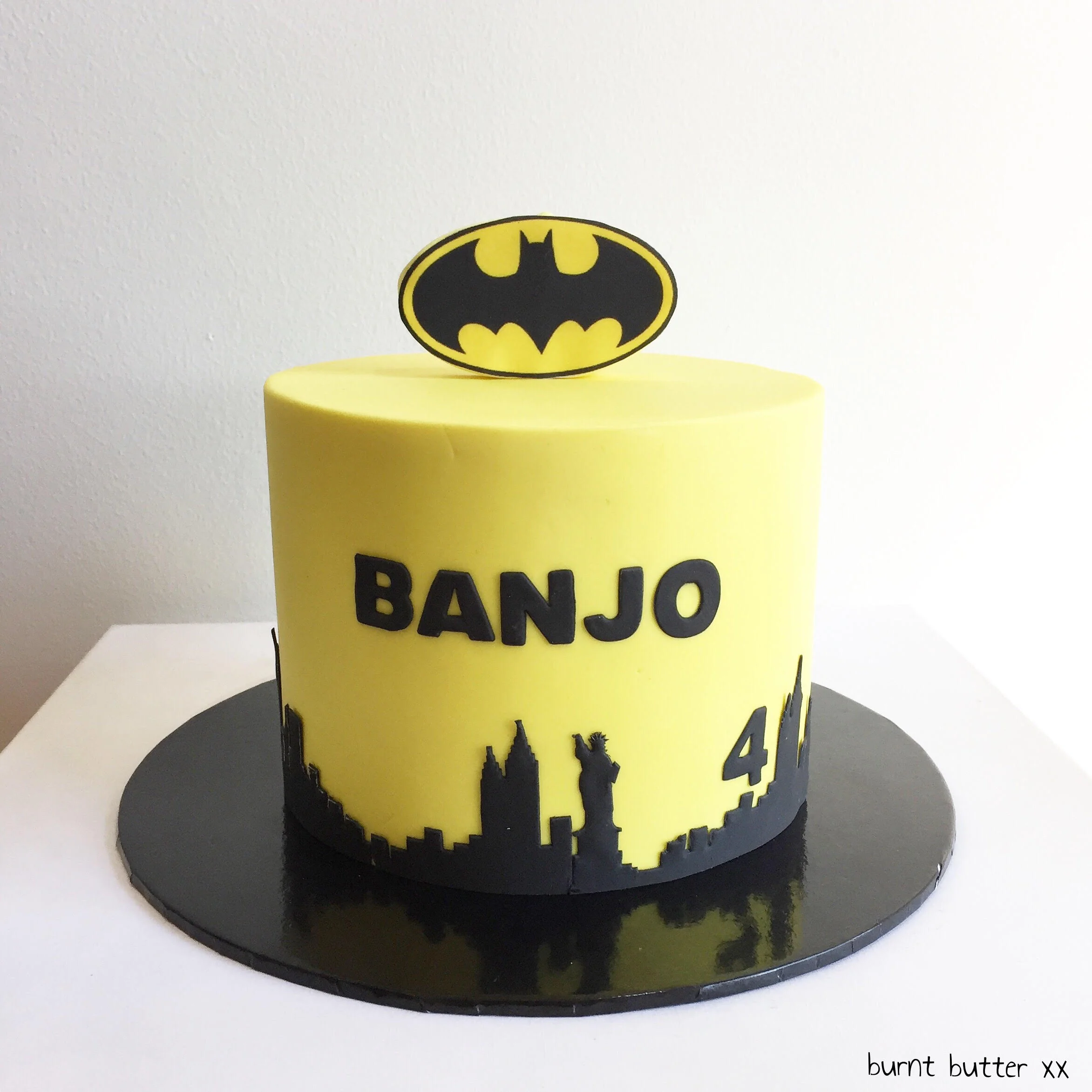 Banjo Batman Cake