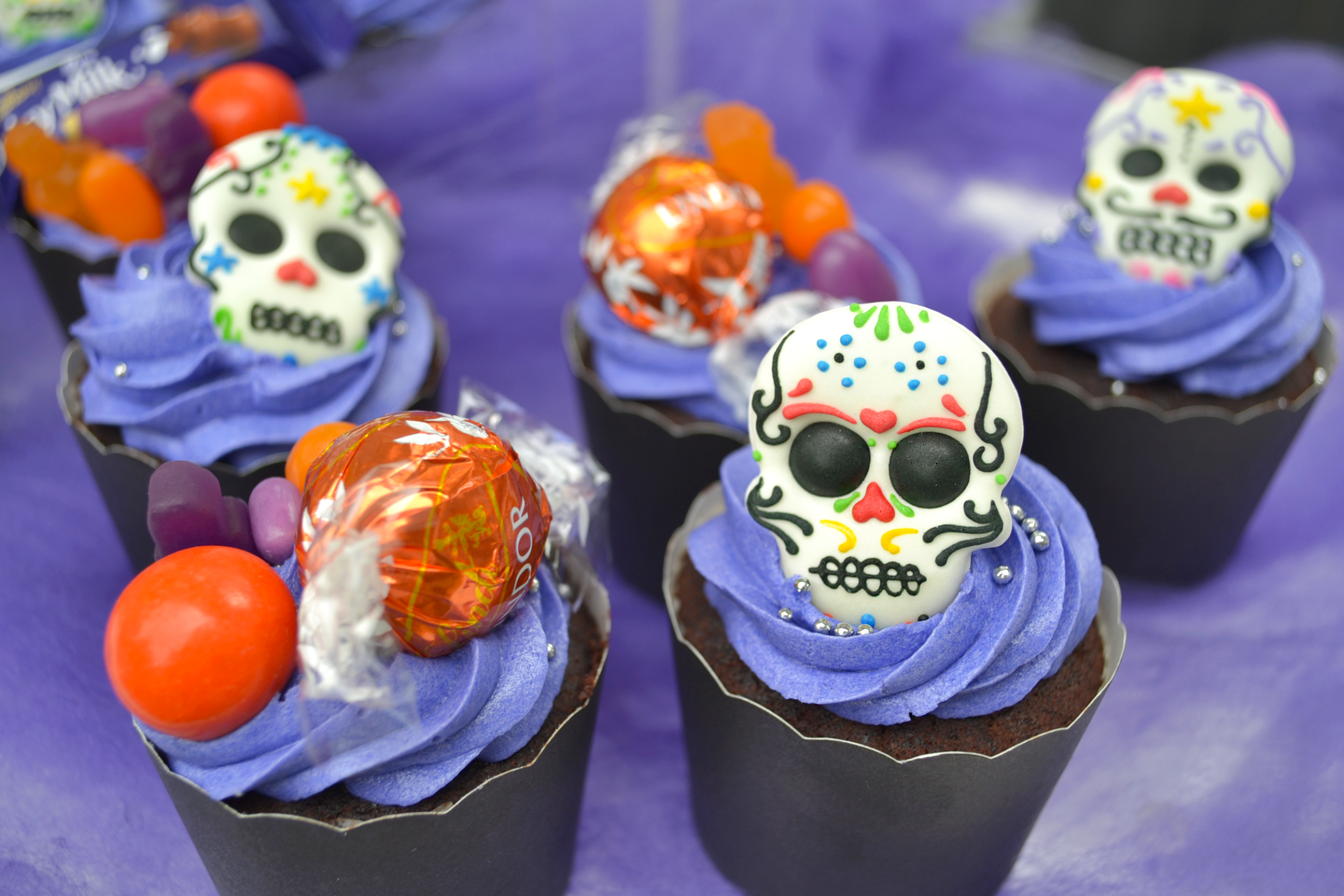 Halloween Cupcakes.png