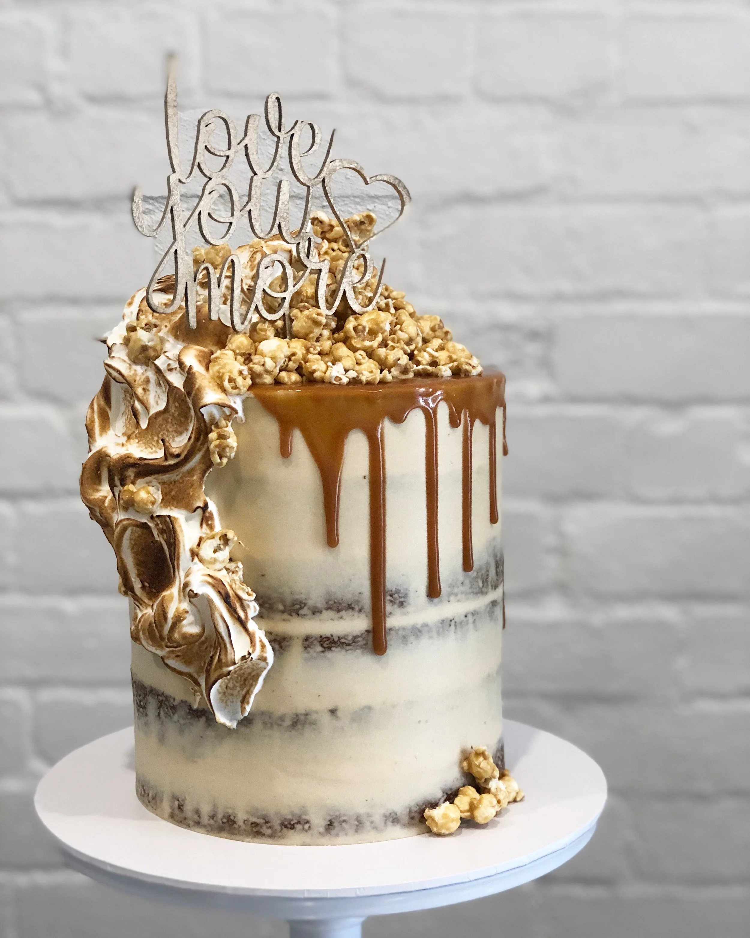 CE57AB61-DBA1-44B1-B7DC-3C853144A690