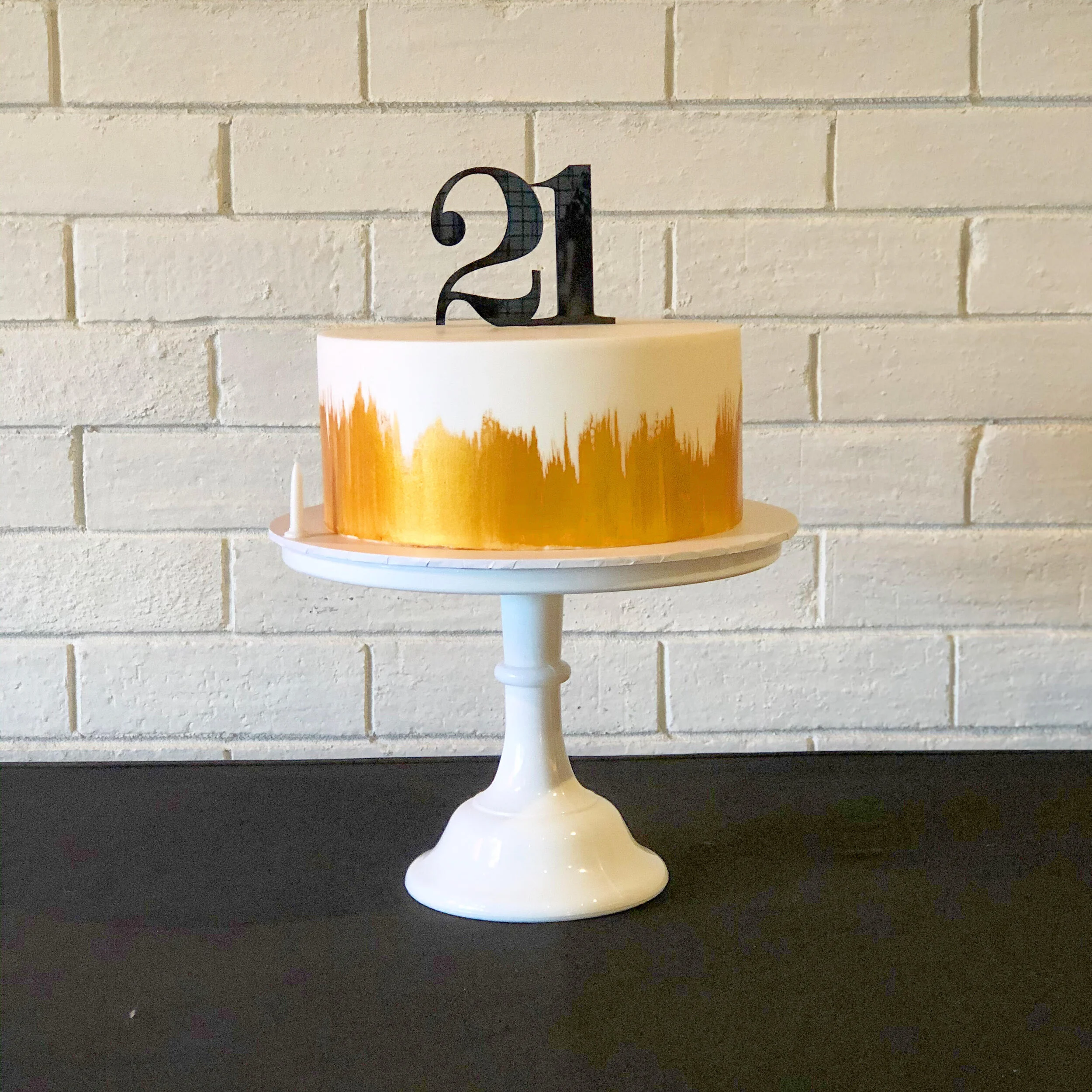 Metalic Brush Stroke Cake.jpg