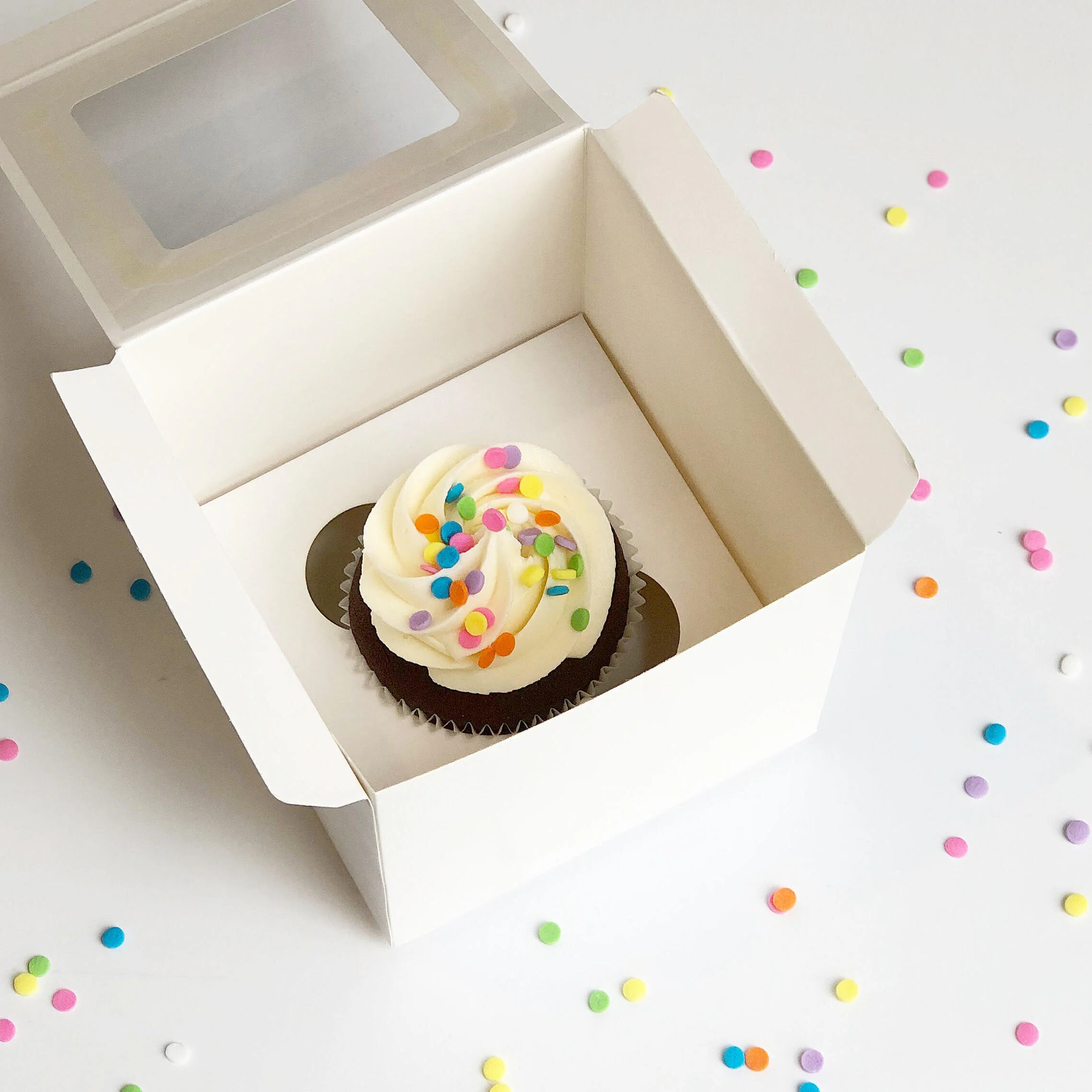 Confetti Cupcake Chocolate - Single.jpg