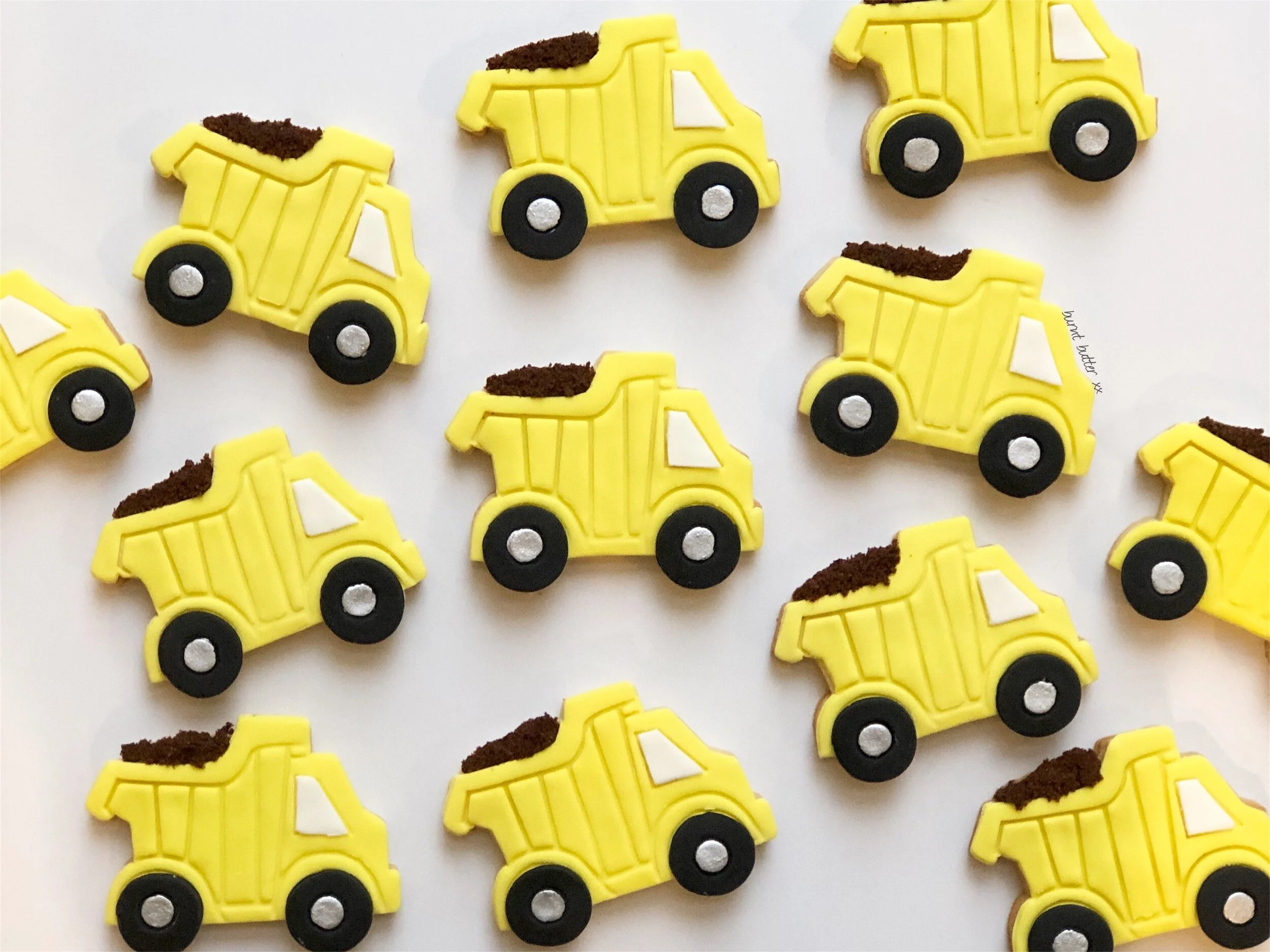 Dump Truck Construction Cookies Detailed.JPG