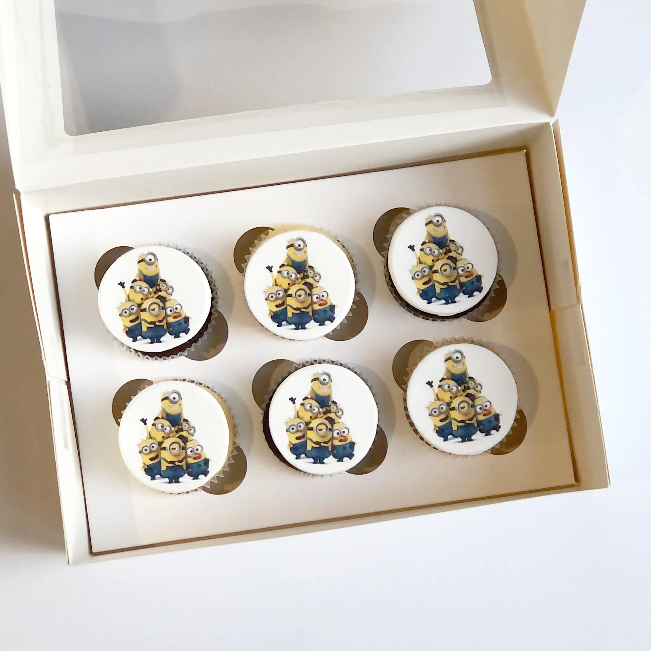 Minion-Edible-Image-Cupcakes.jpg