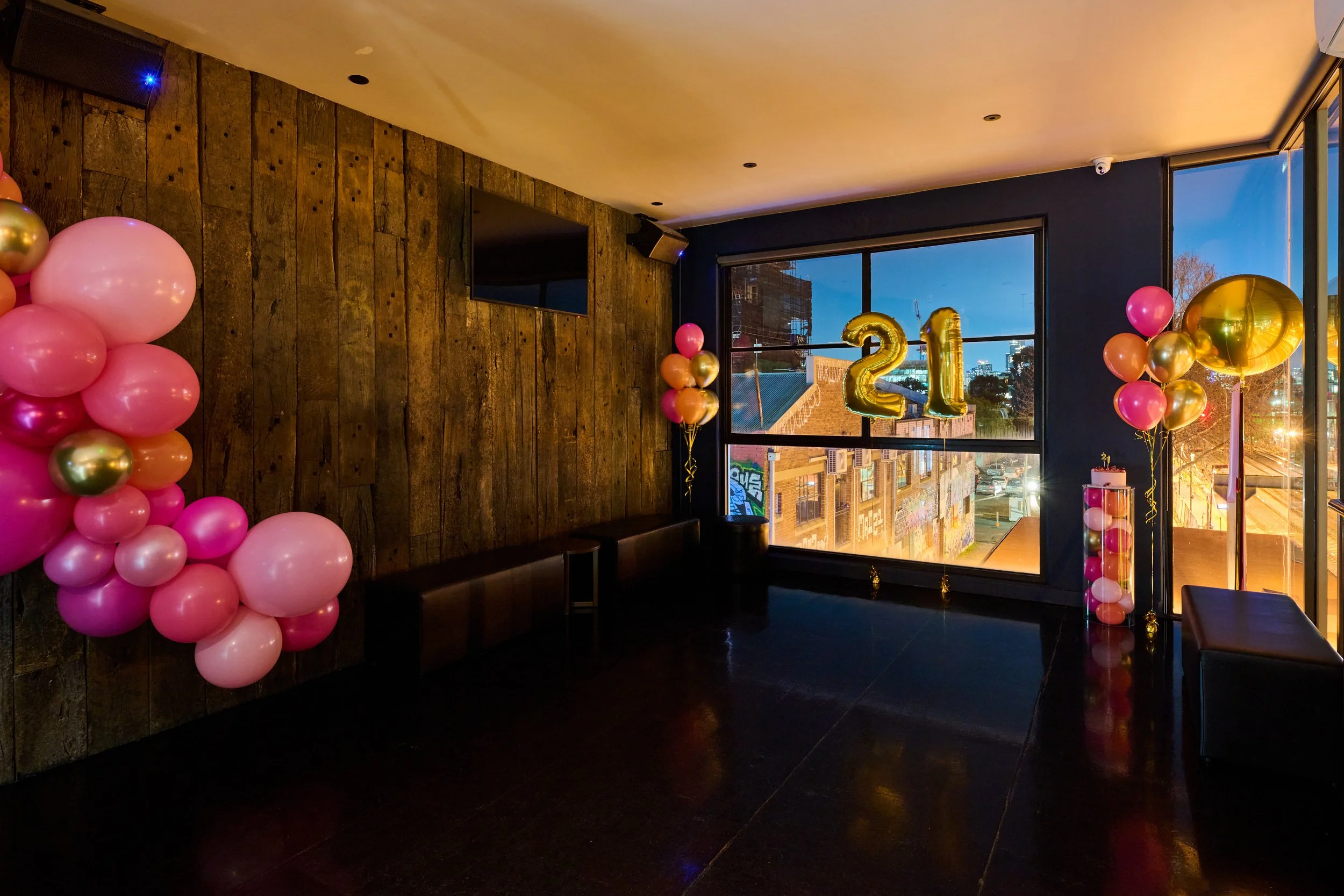Maeve-Fox-Bar-Upstairs-Private-Function-Room-4.jpg