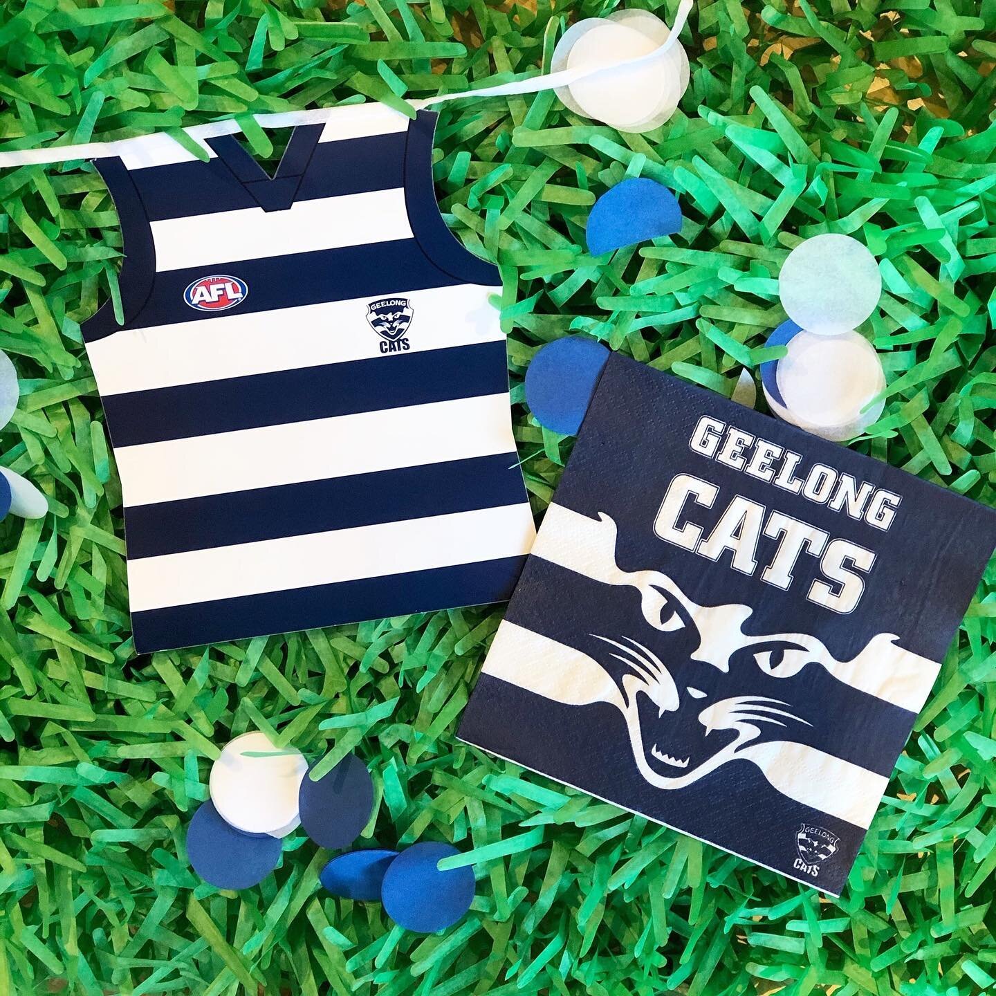 Get finals ready today and pop by @burntbuttercakes for your offical @afl party supplies! Open 9-2pm @ 197 Swan St Richmond. 🏈