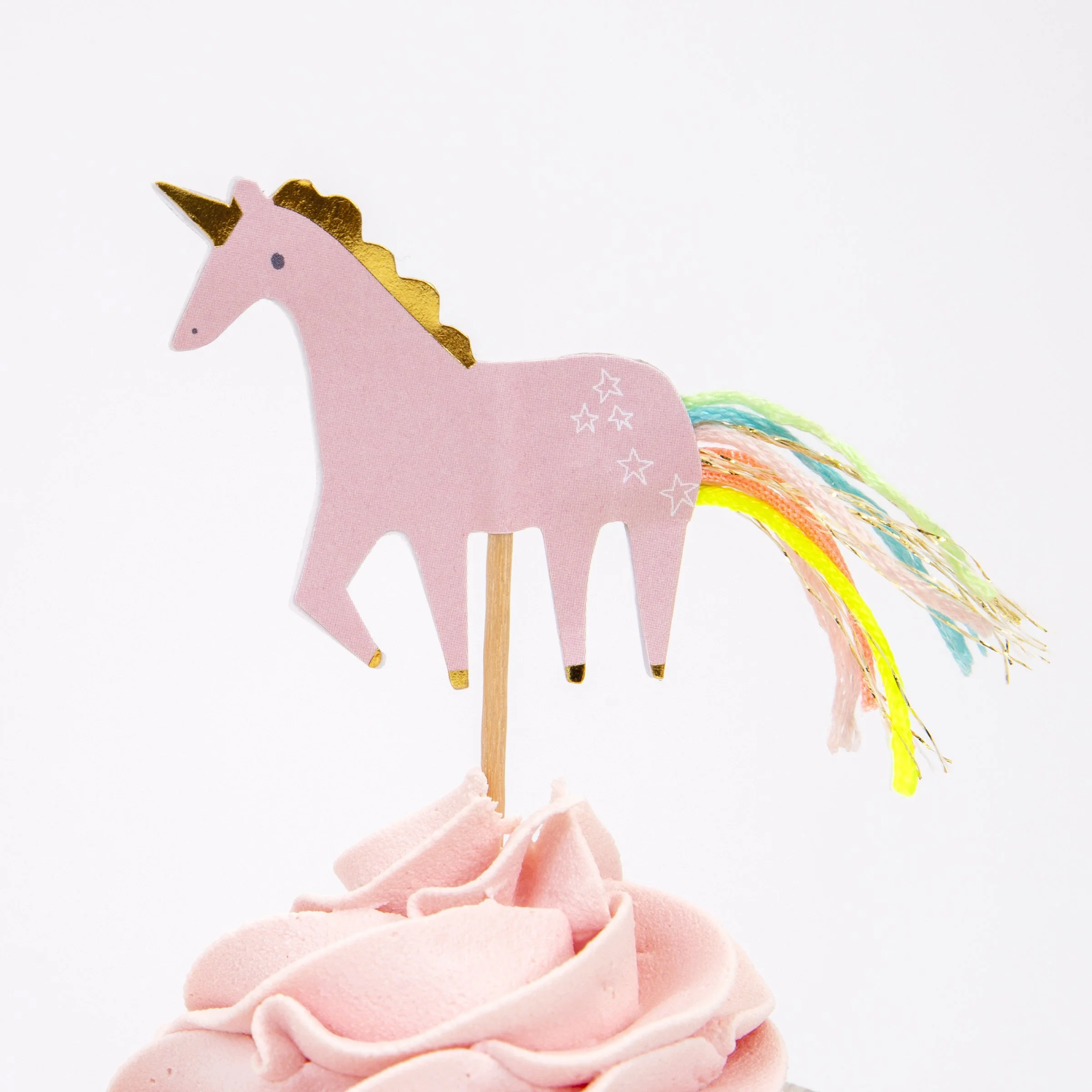 I-Believe-In-Unicorns-Cupcake-Kit-2.jpeg