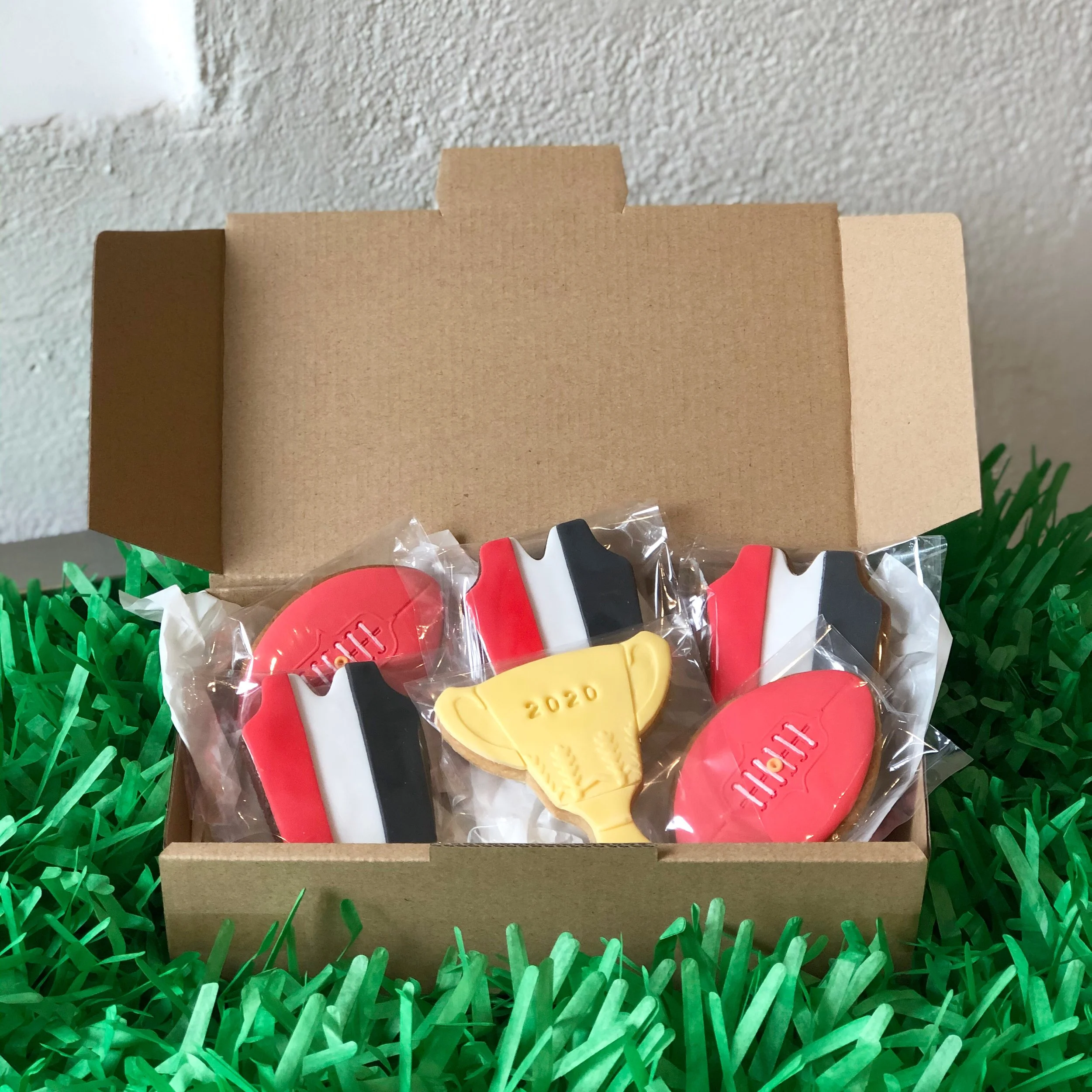 St-Kilda-Footy-Cookie-Set.JPG