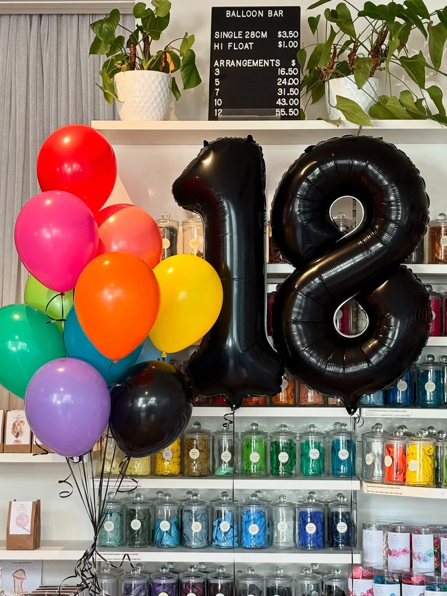 Balloon arrangements, number balloons, air filled balloons garlands, feature balloons, balloon columns and loose balloons! A few orders that have headed out recently. We love seeing the variations of products and colours our clients choose to decorat