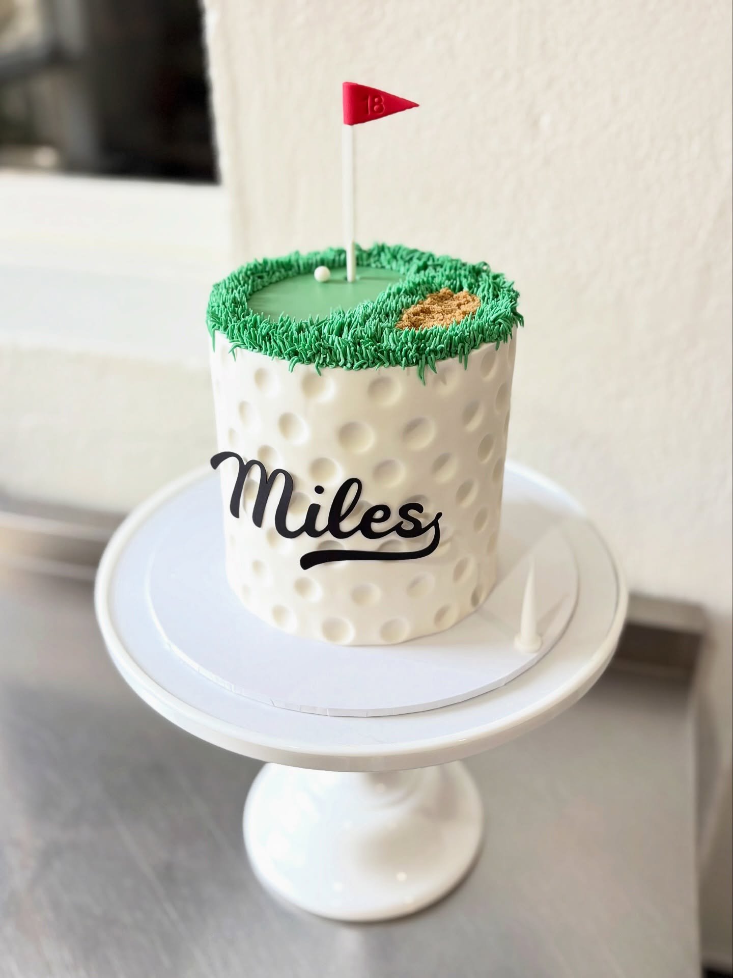 For those following along with our stories and wondering&hellip;here is how Miles&rsquo;s golf cake came together! ⛳️