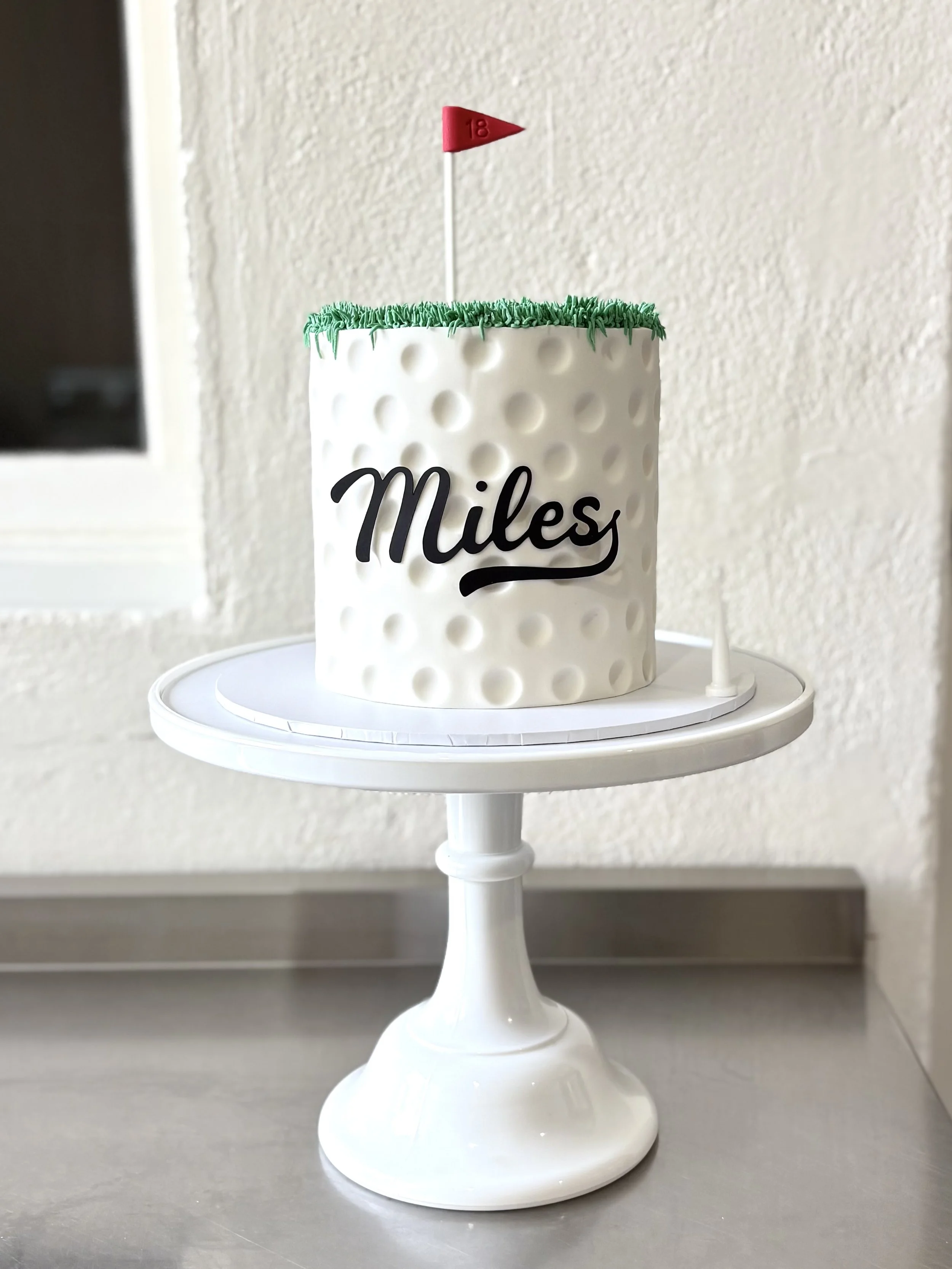 Miles-Gold-Cake-1.jpeg