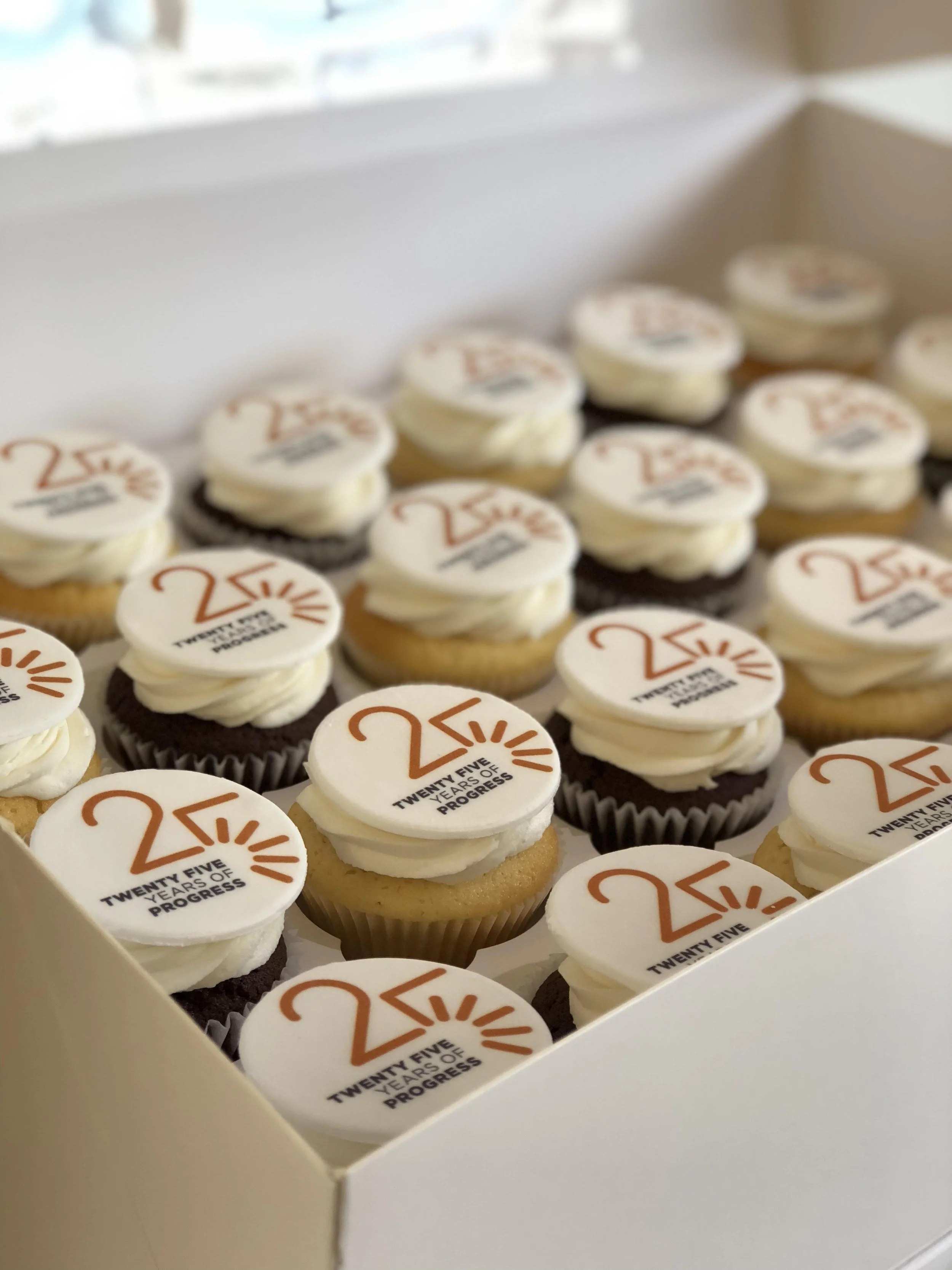 Melbourne Zoo Edible Image Cupcakes.jpg