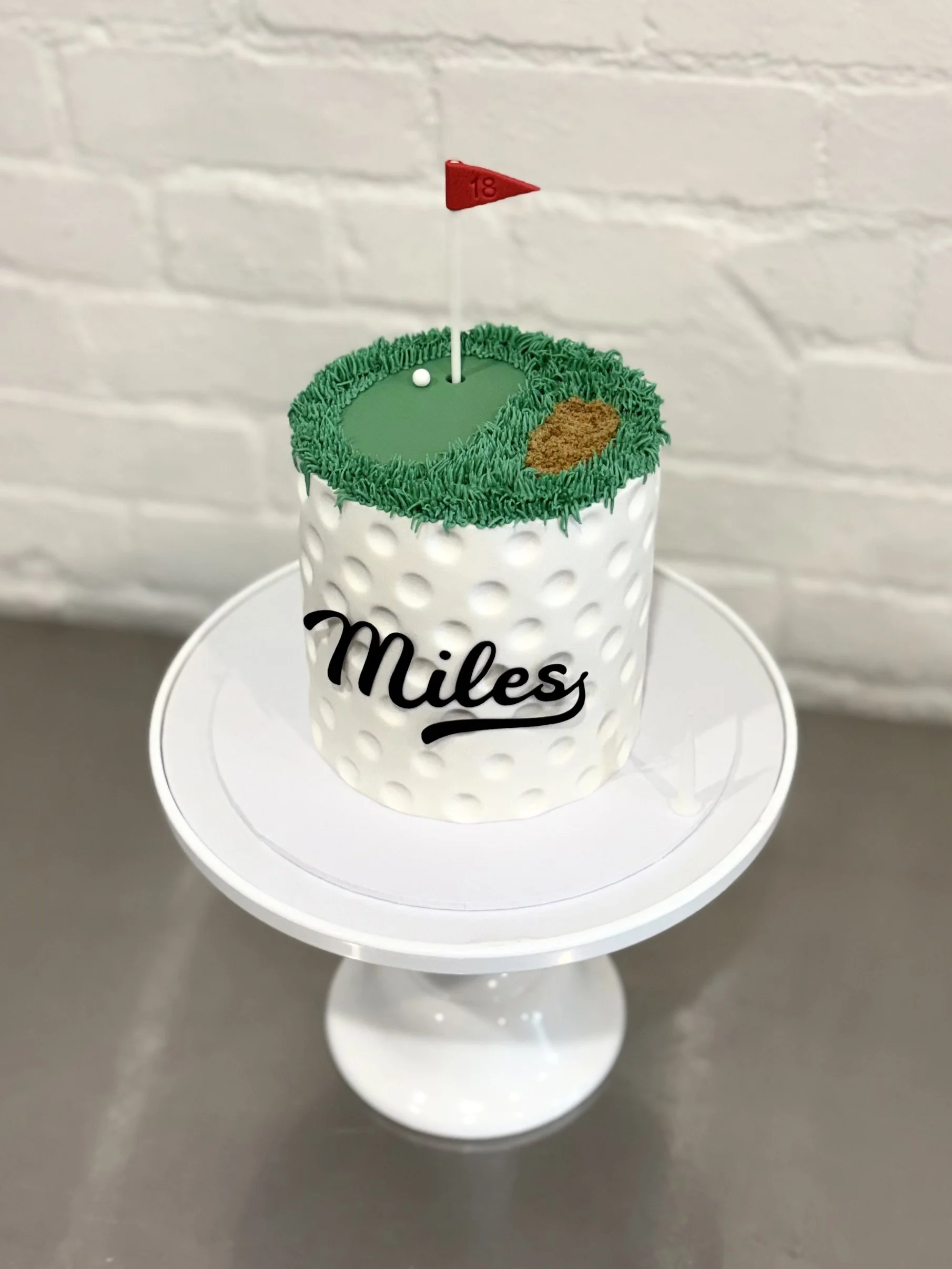 Miles-Gold-Cake-2.jpeg