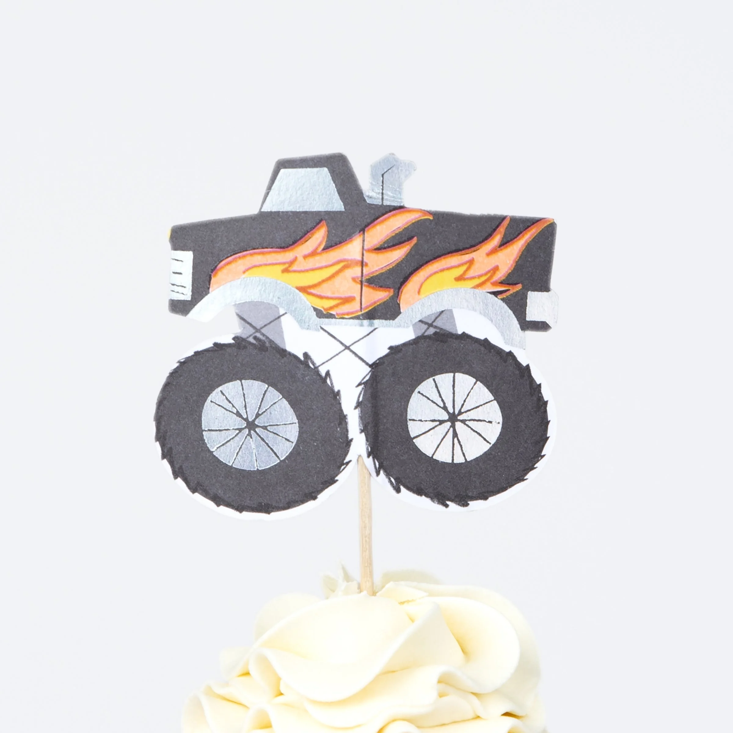 Monster-Truck-Cupcake-Kit-3.jpeg