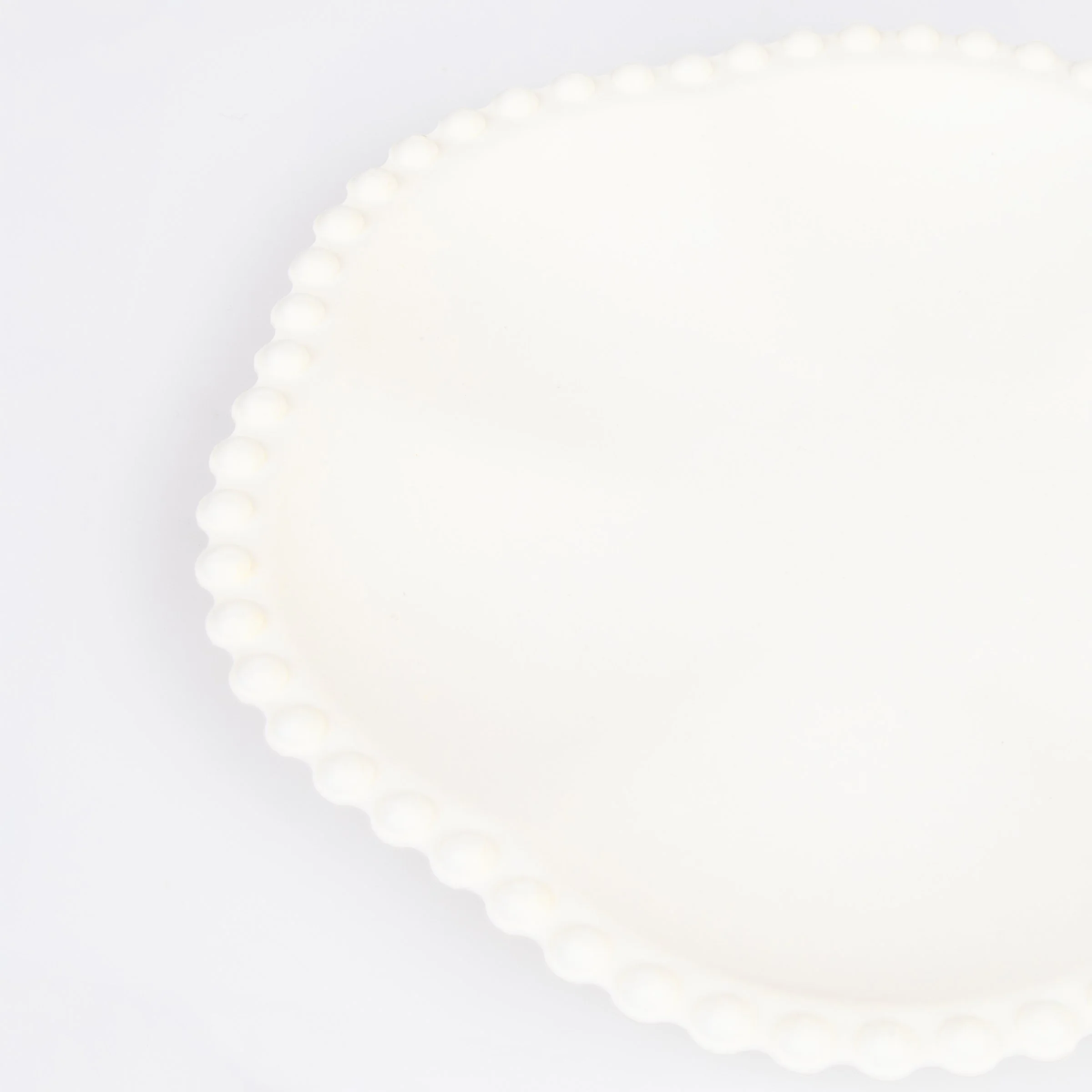 Cream-Dot-Edged-Flower-Compostable-Side-Plates-2.jpeg