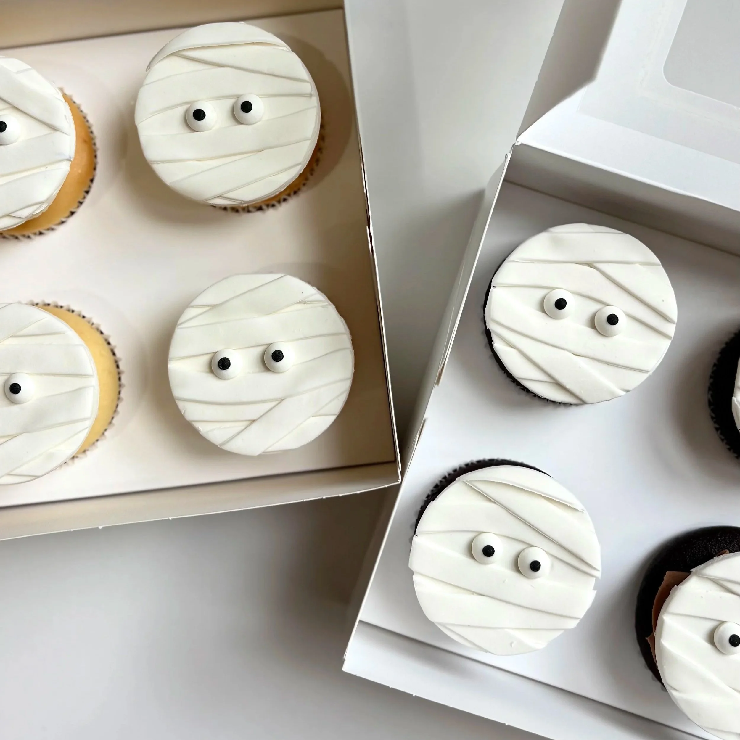 Mummy Cupcakes